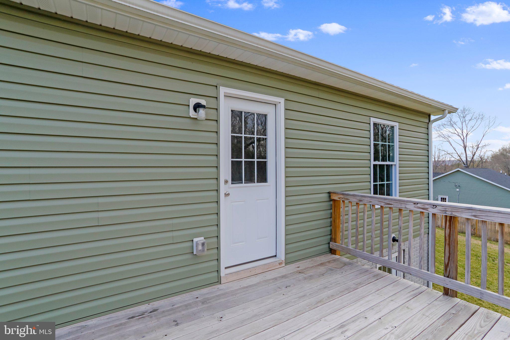 HAMPSHIRE HOUSE ESTATES - Residential