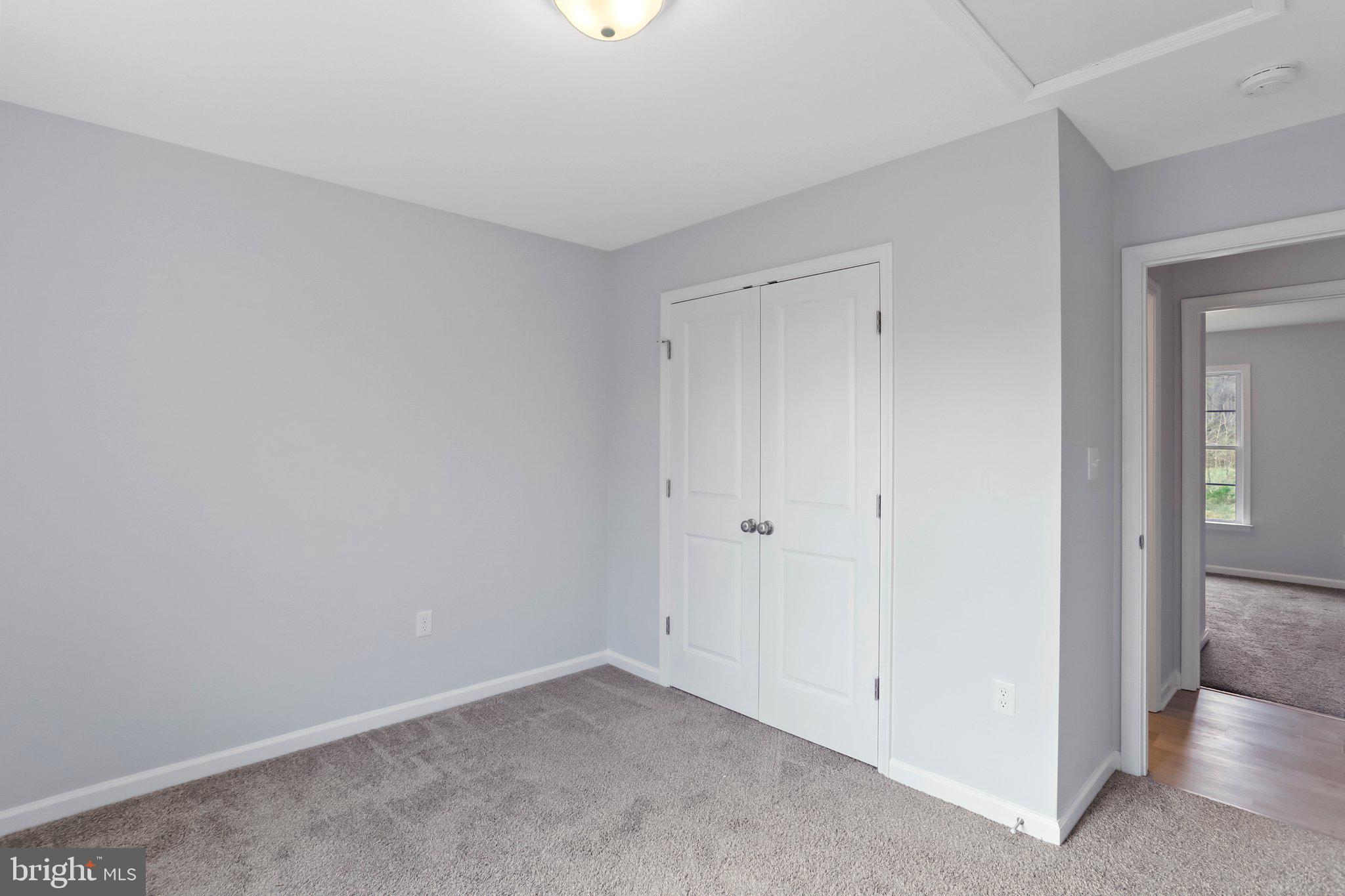 HAMPSHIRE HOUSE ESTATES - Residential