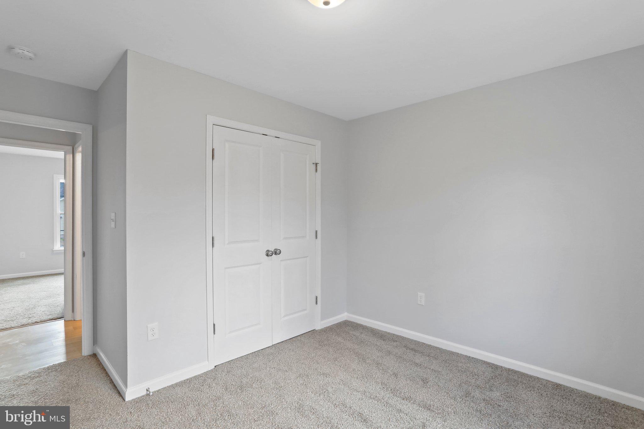 HAMPSHIRE HOUSE ESTATES - Residential