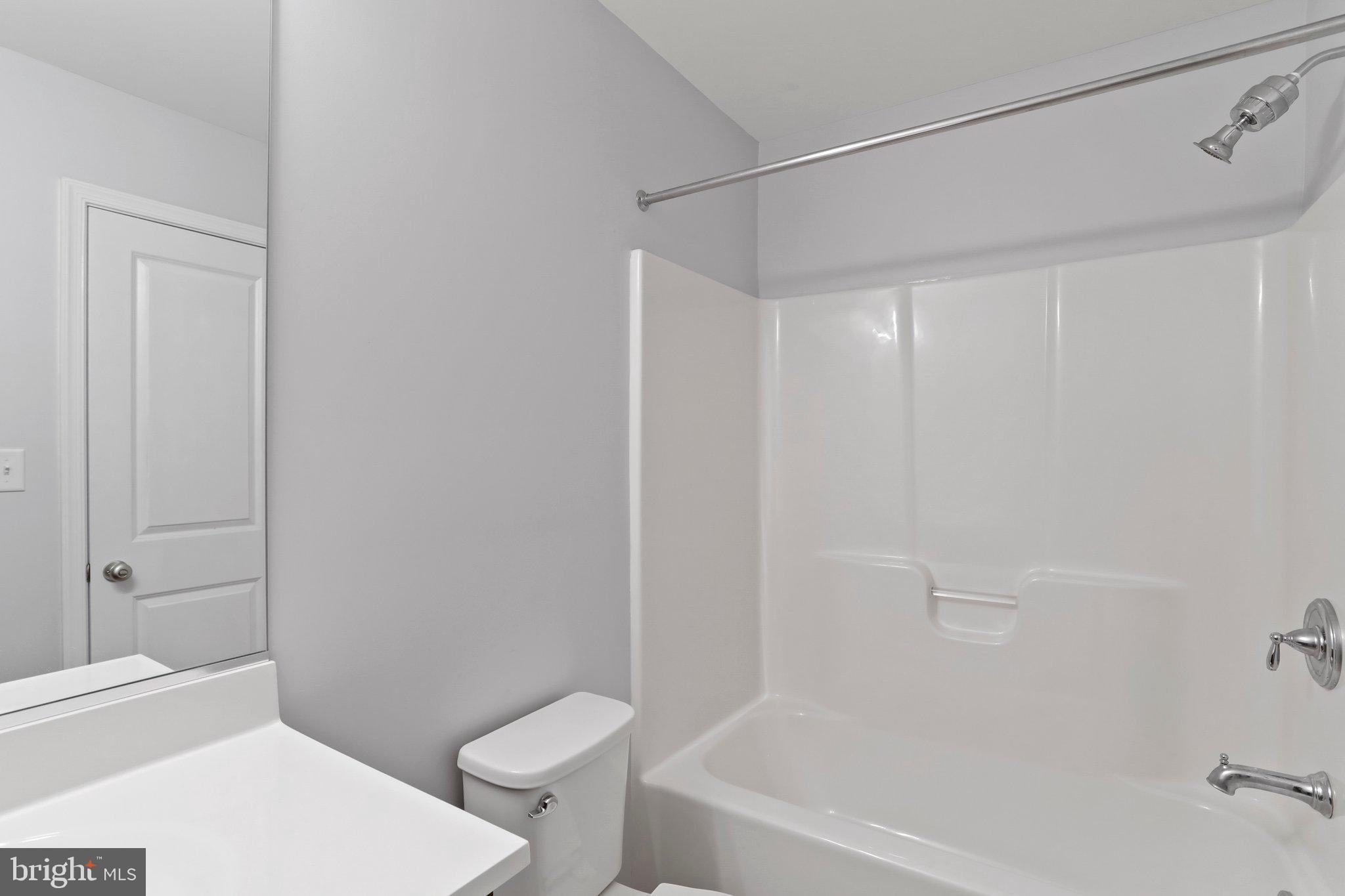 HAMPSHIRE HOUSE ESTATES - Residential