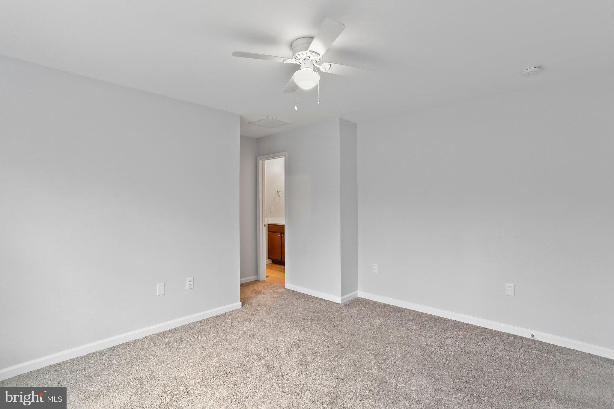 HAMPSHIRE HOUSE ESTATES - Residential