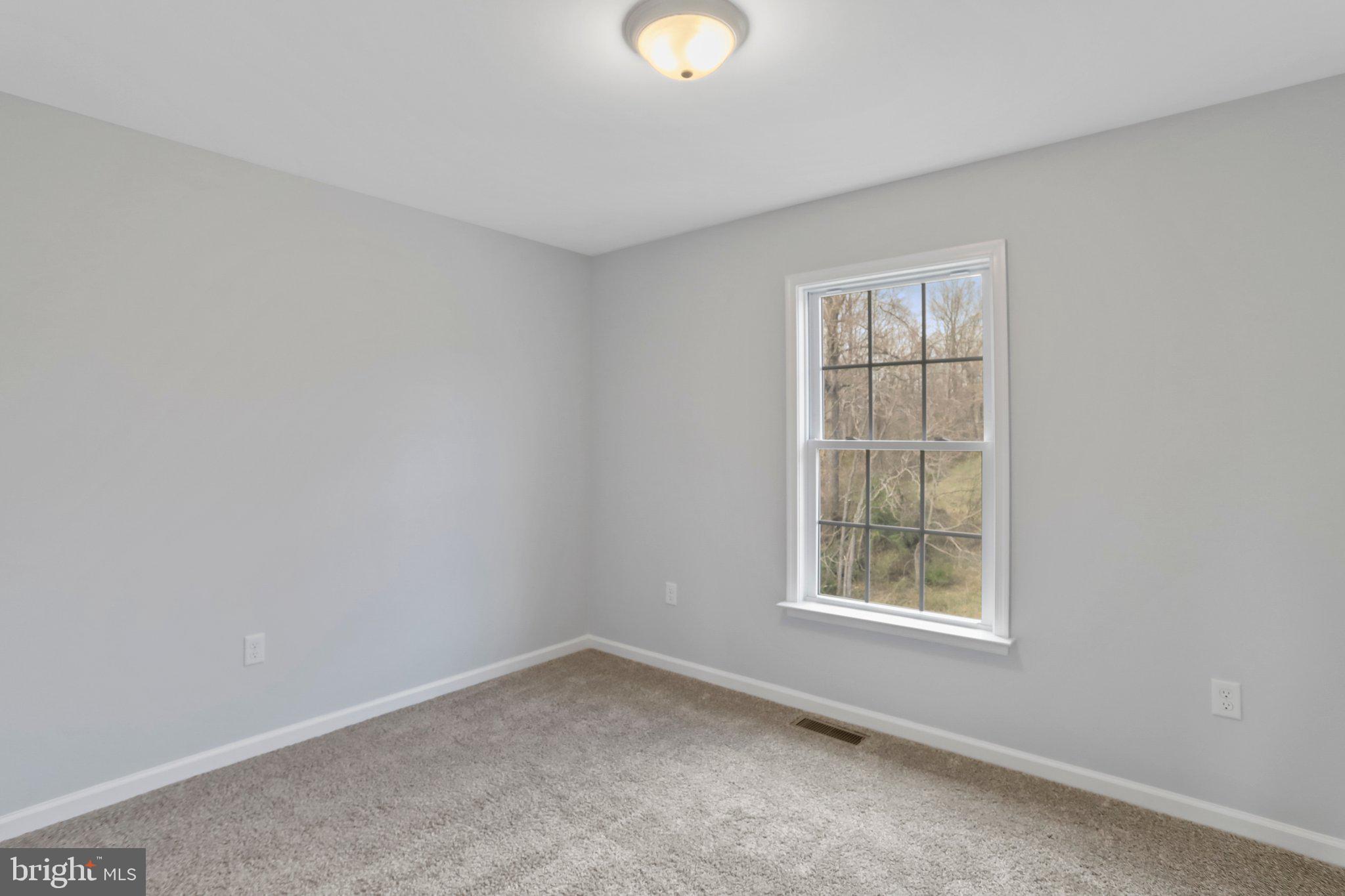 HAMPSHIRE HOUSE ESTATES - Residential