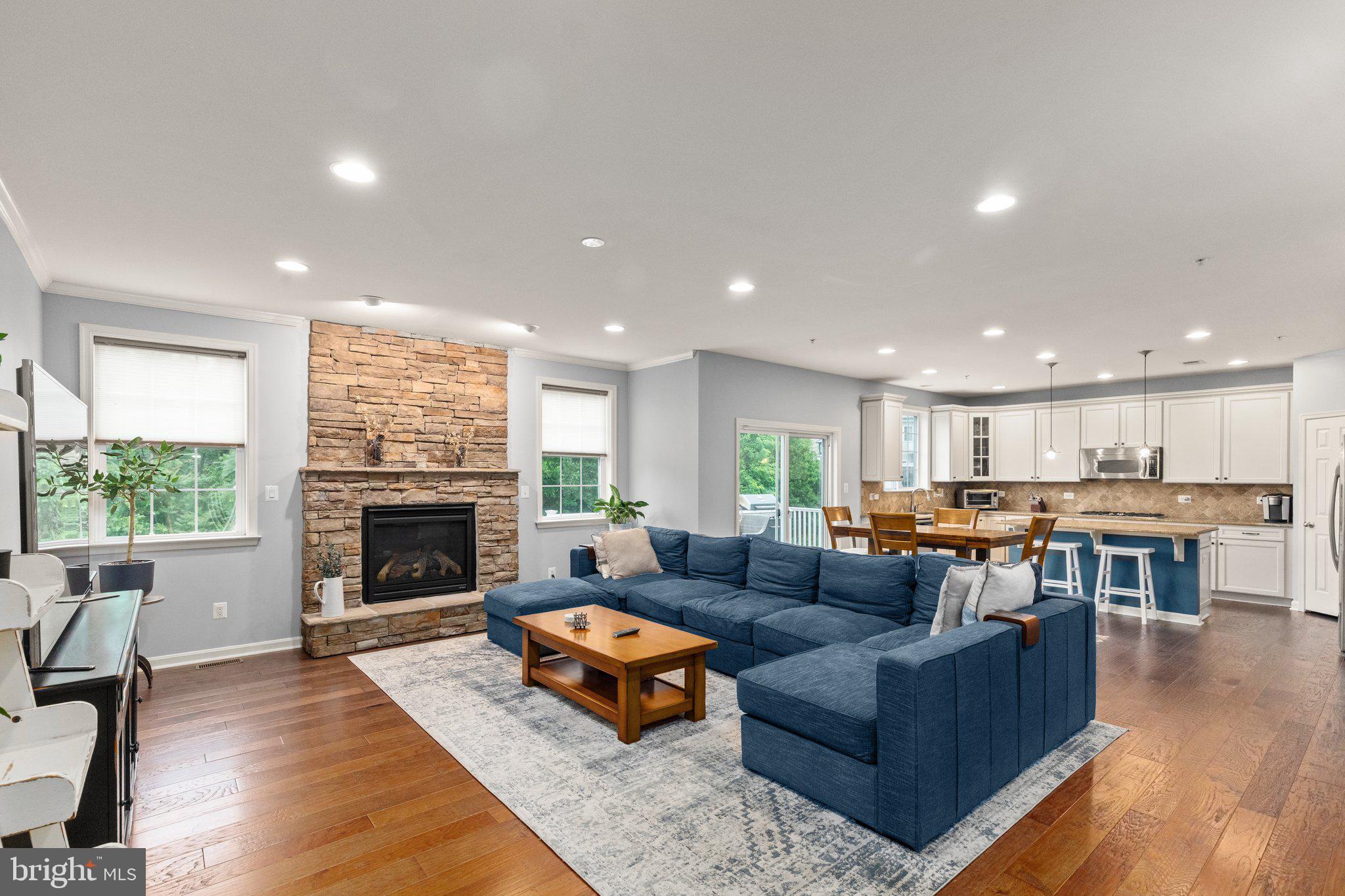 BLAKES LEGACY - Residential