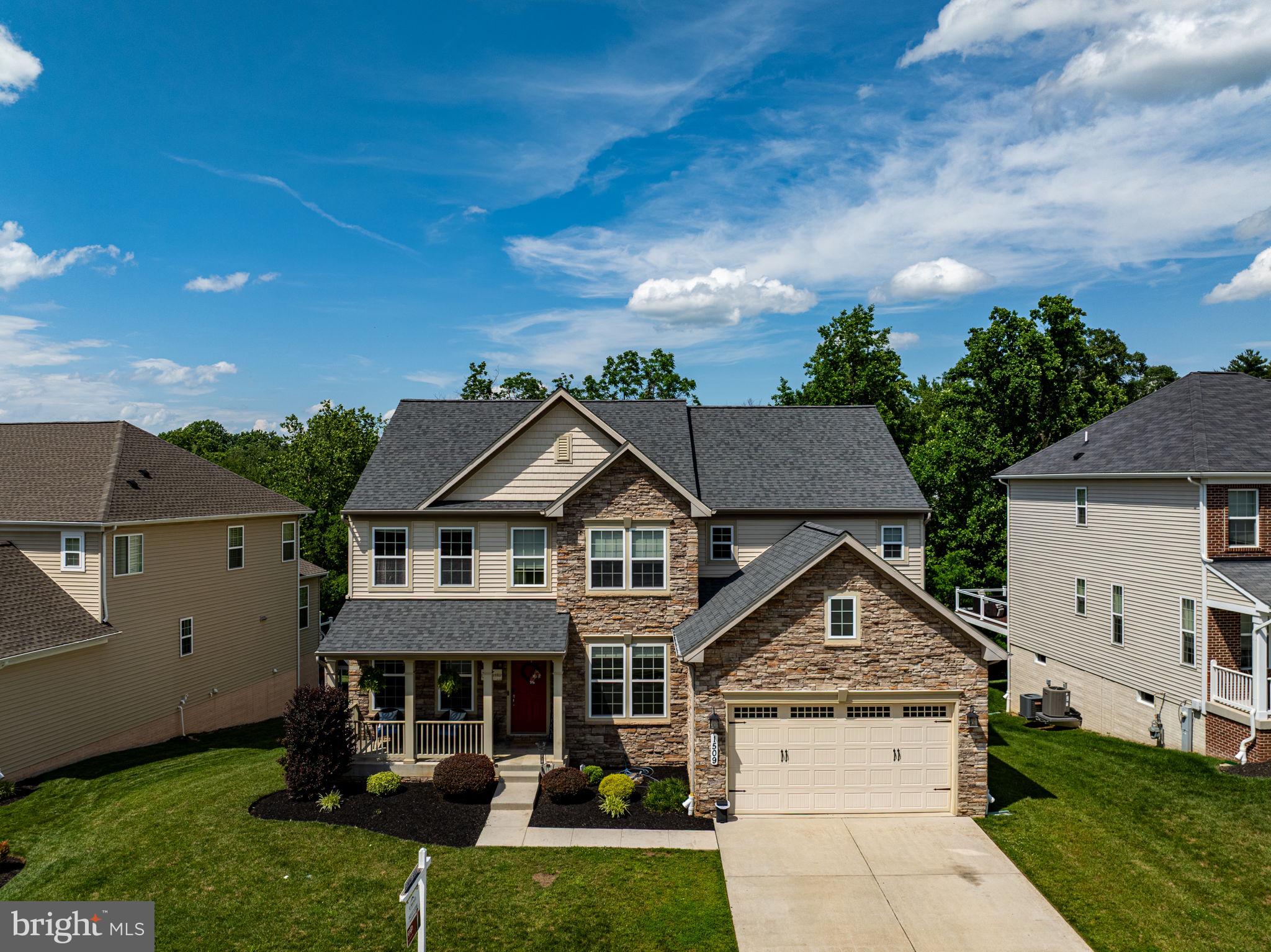 BLAKES LEGACY - Residential