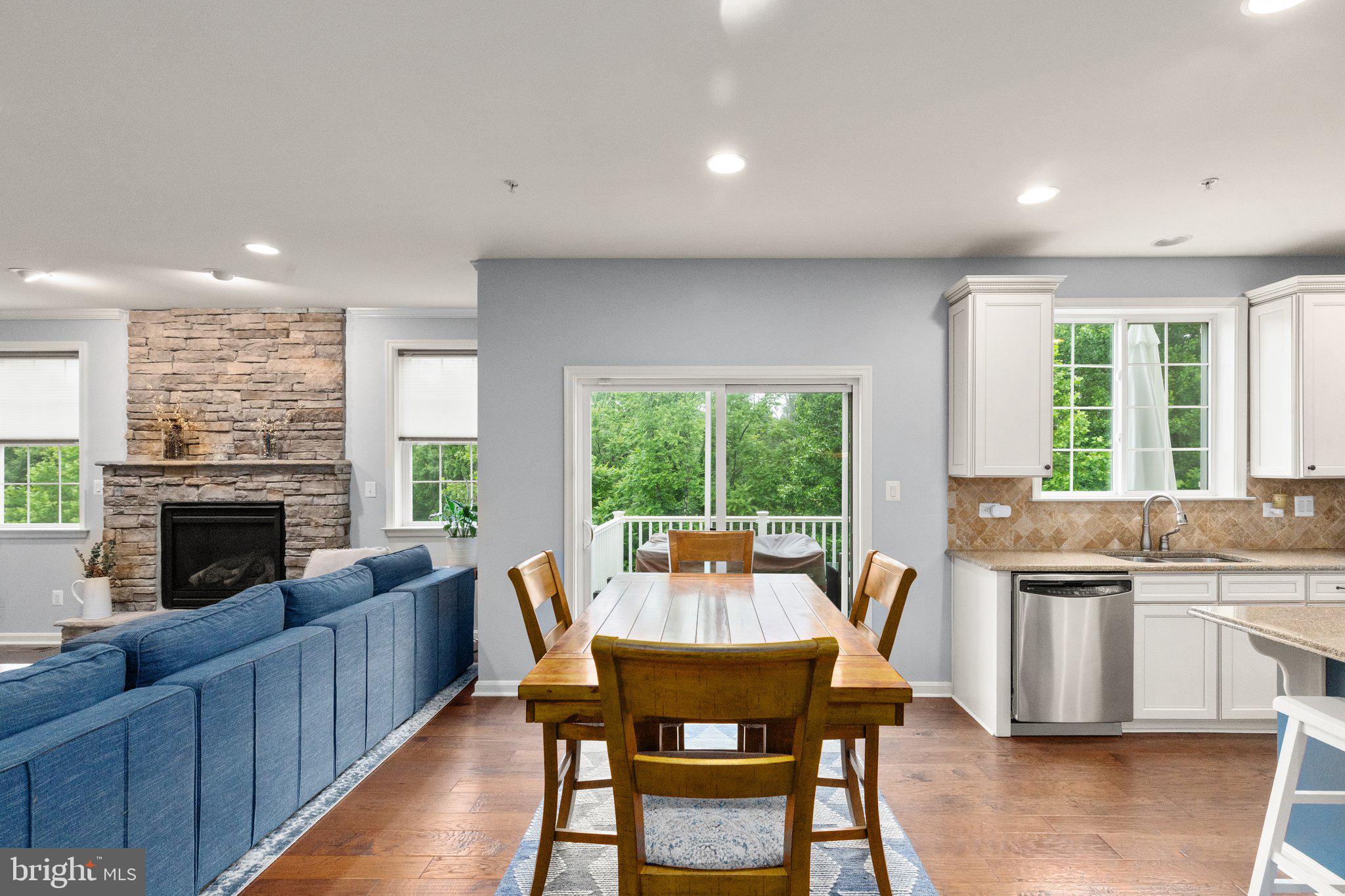 BLAKES LEGACY - Residential