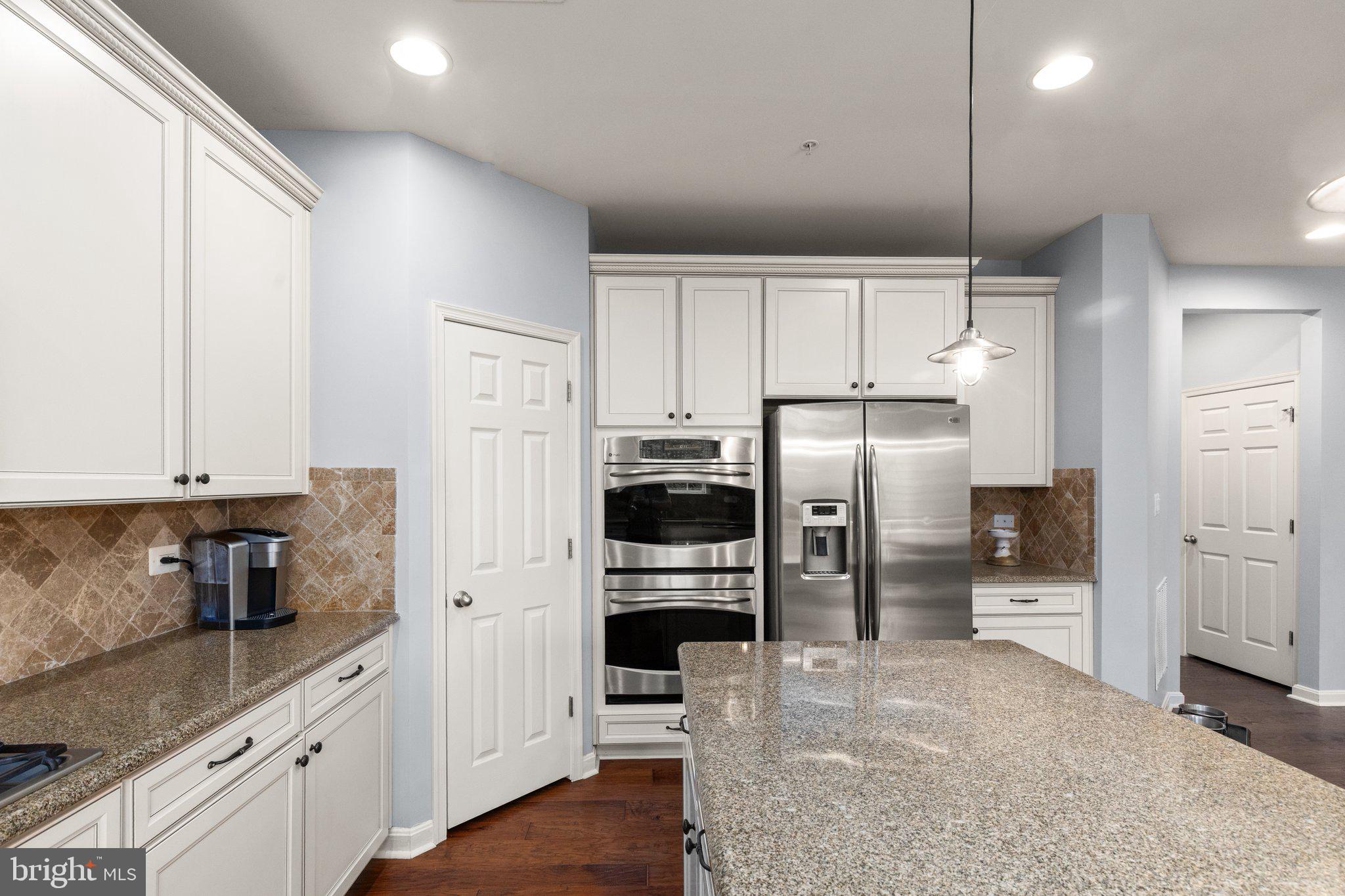 BLAKES LEGACY - Residential