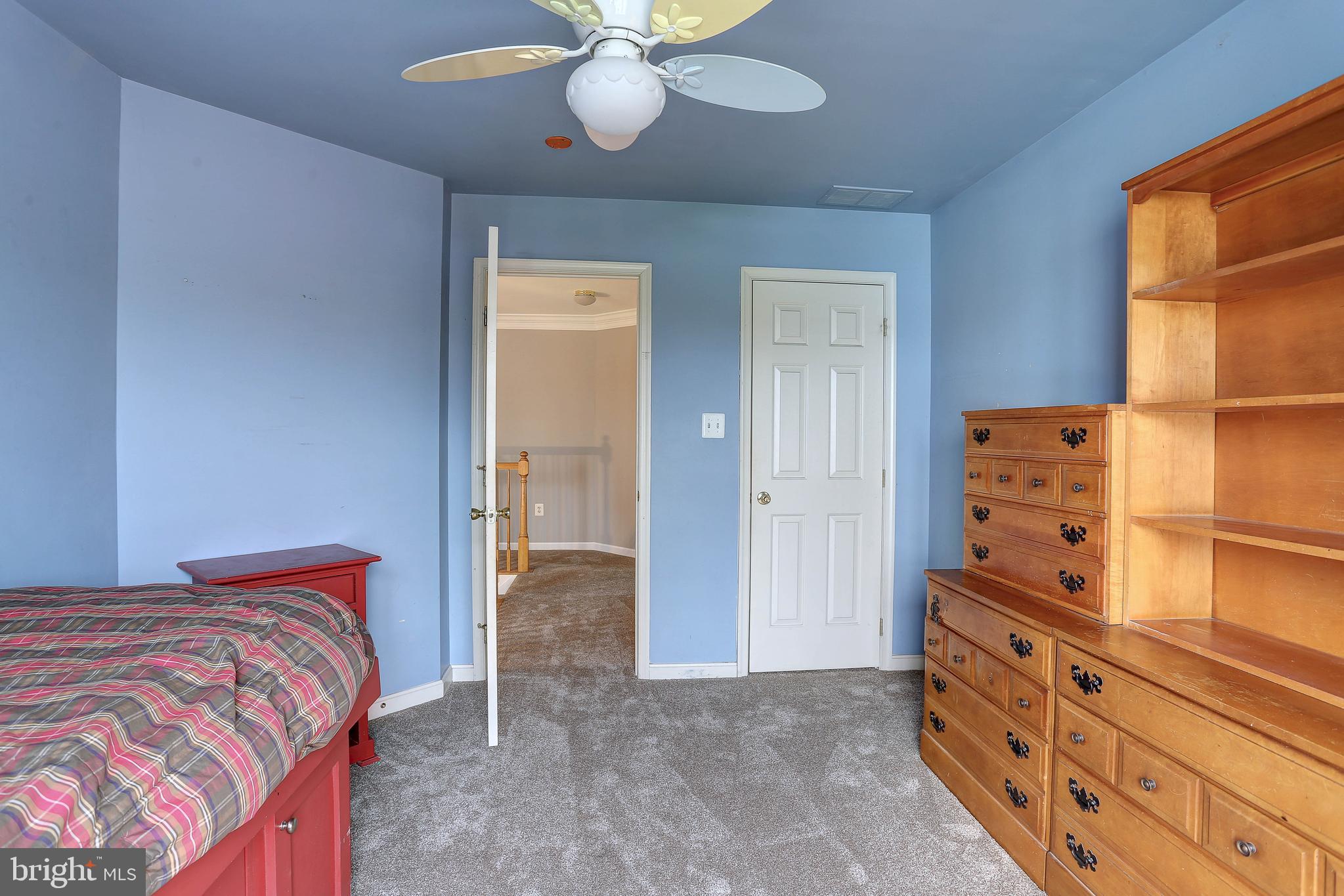 EDGEWOOD - Residential