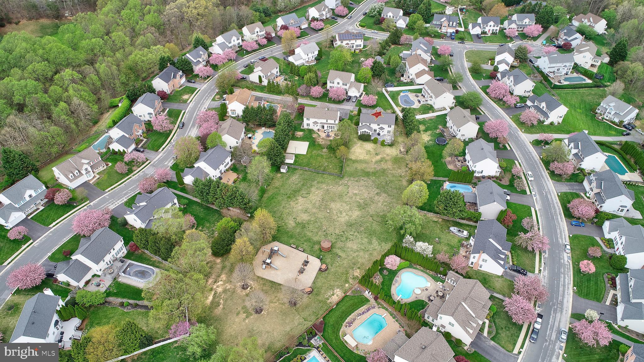 EDGEWOOD - Residential