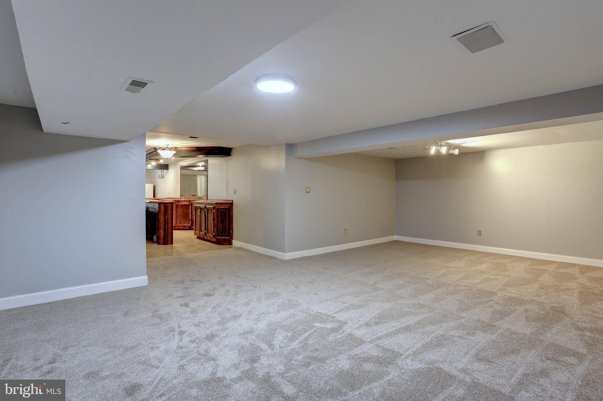 EDGEWOOD - Residential