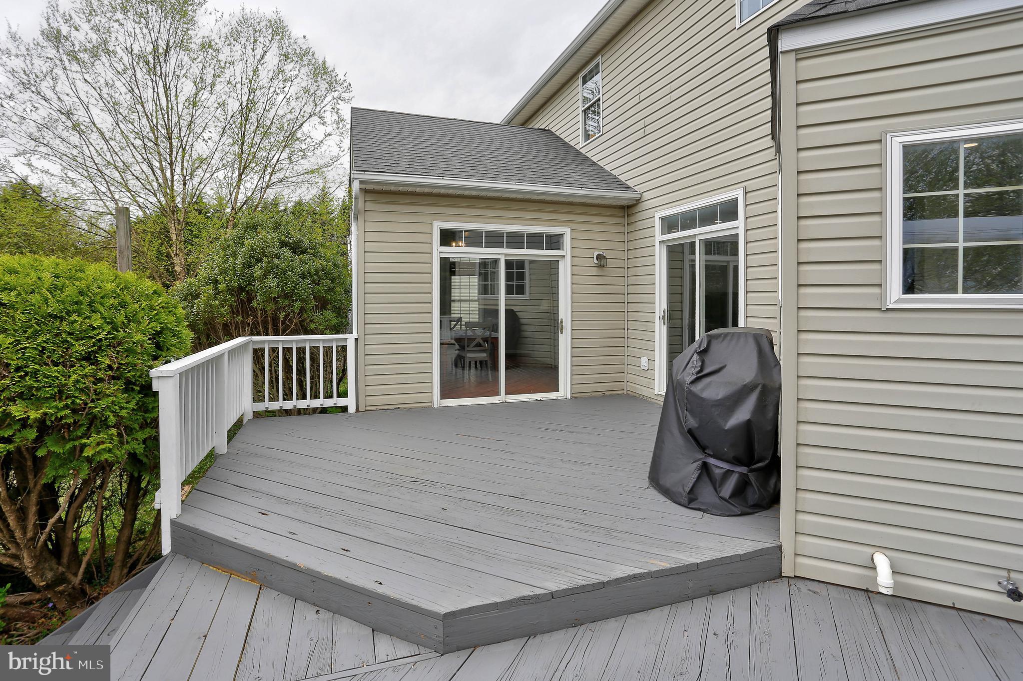 EDGEWOOD - Residential