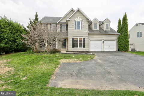 803 Kittery Drive, Sykesville, MD MLS: MDCR2026746