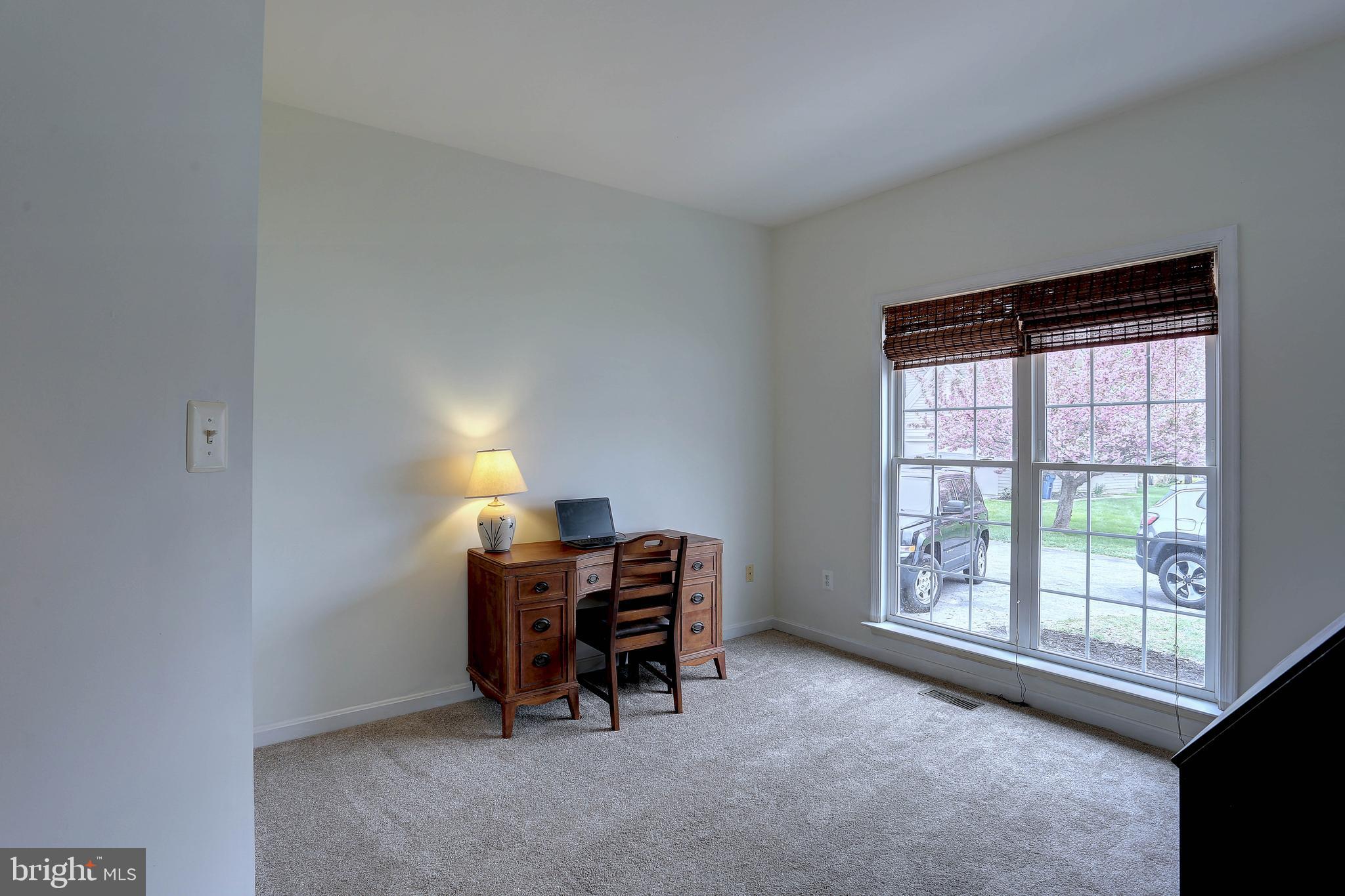 EDGEWOOD - Residential