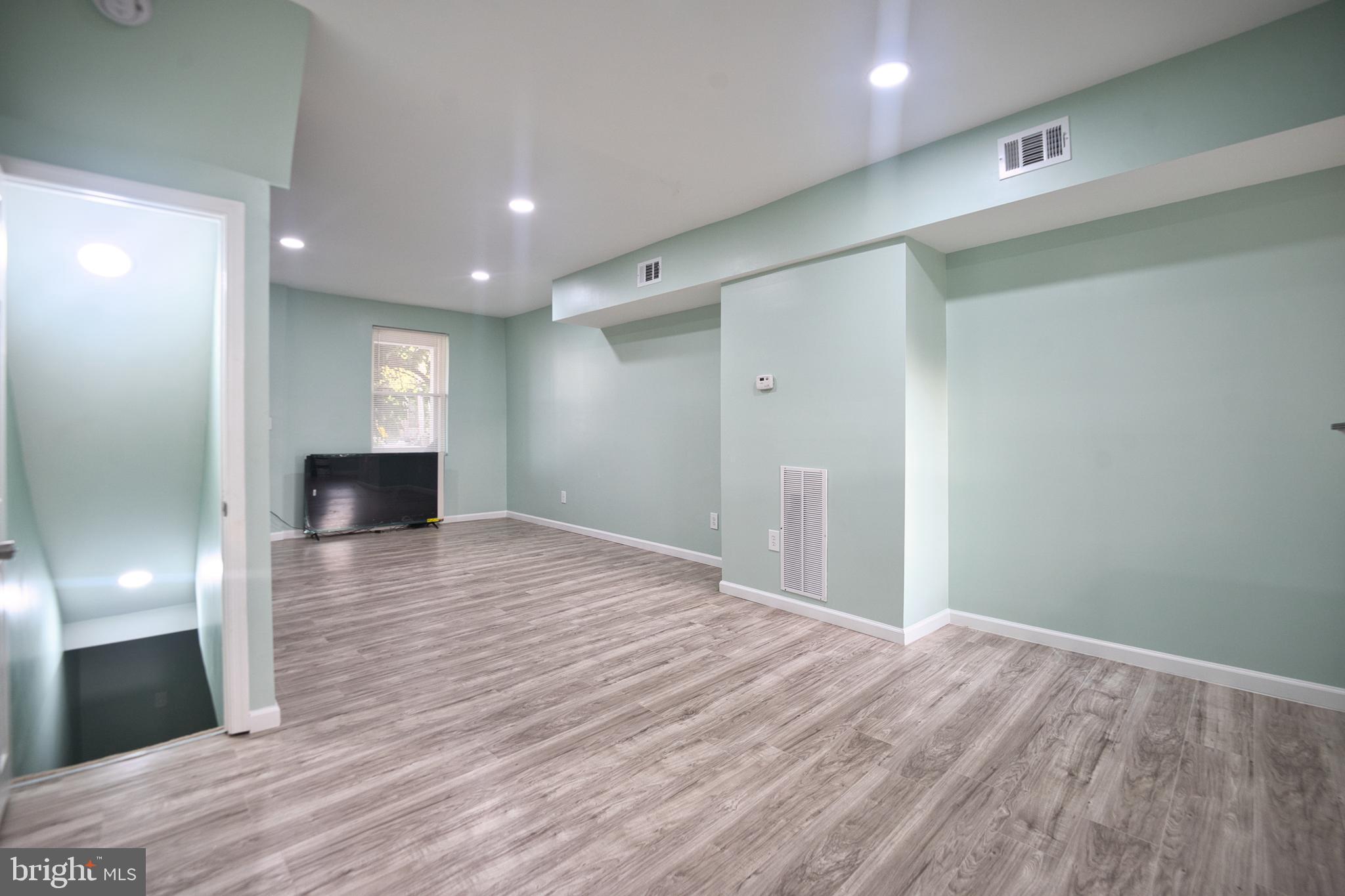 WEST BALTIMORE - Residential