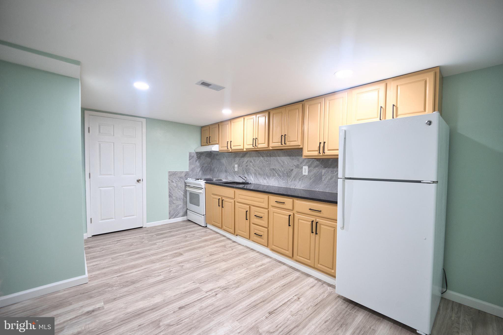 WEST BALTIMORE - Residential