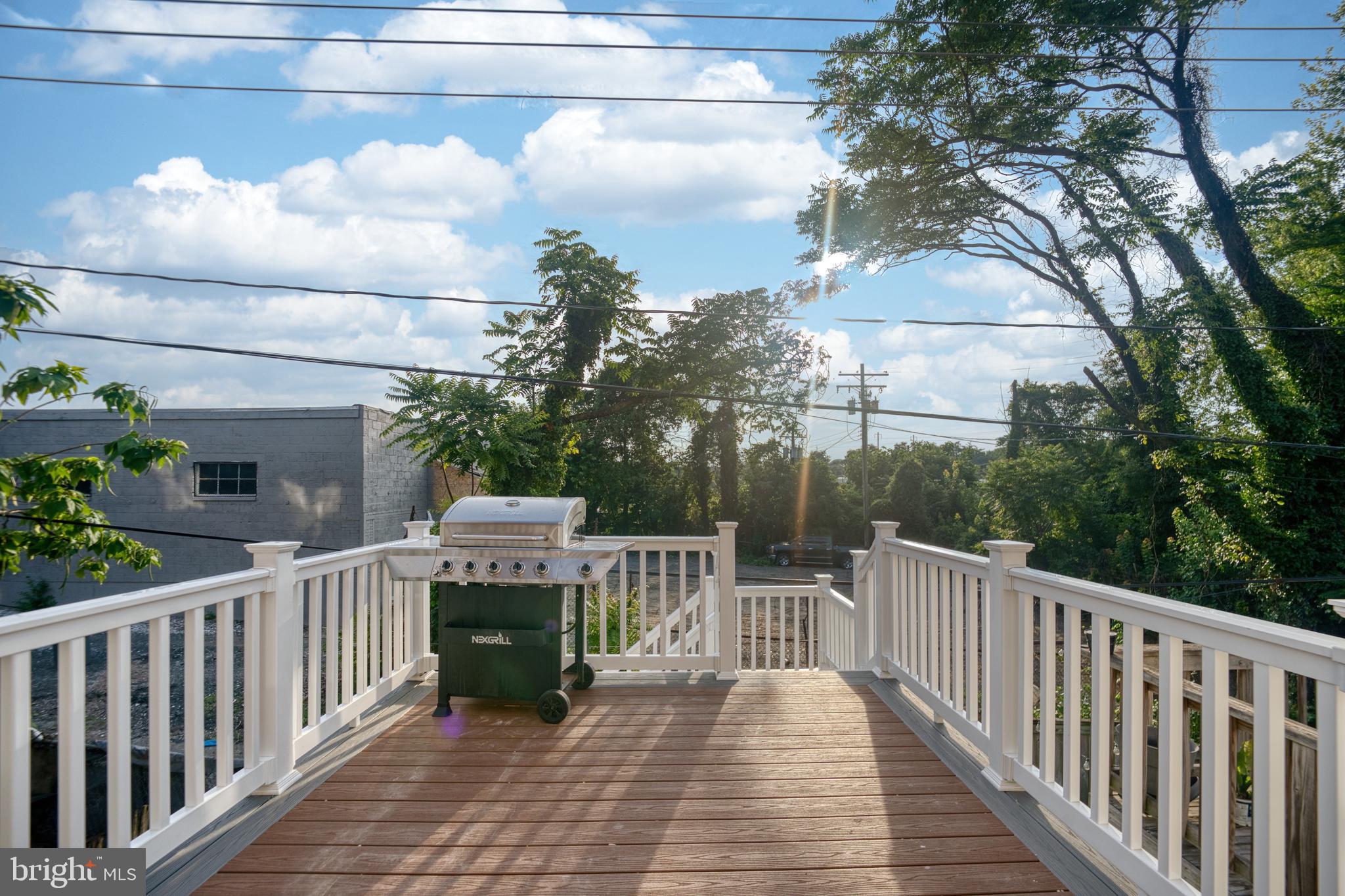 WEST BALTIMORE - Residential