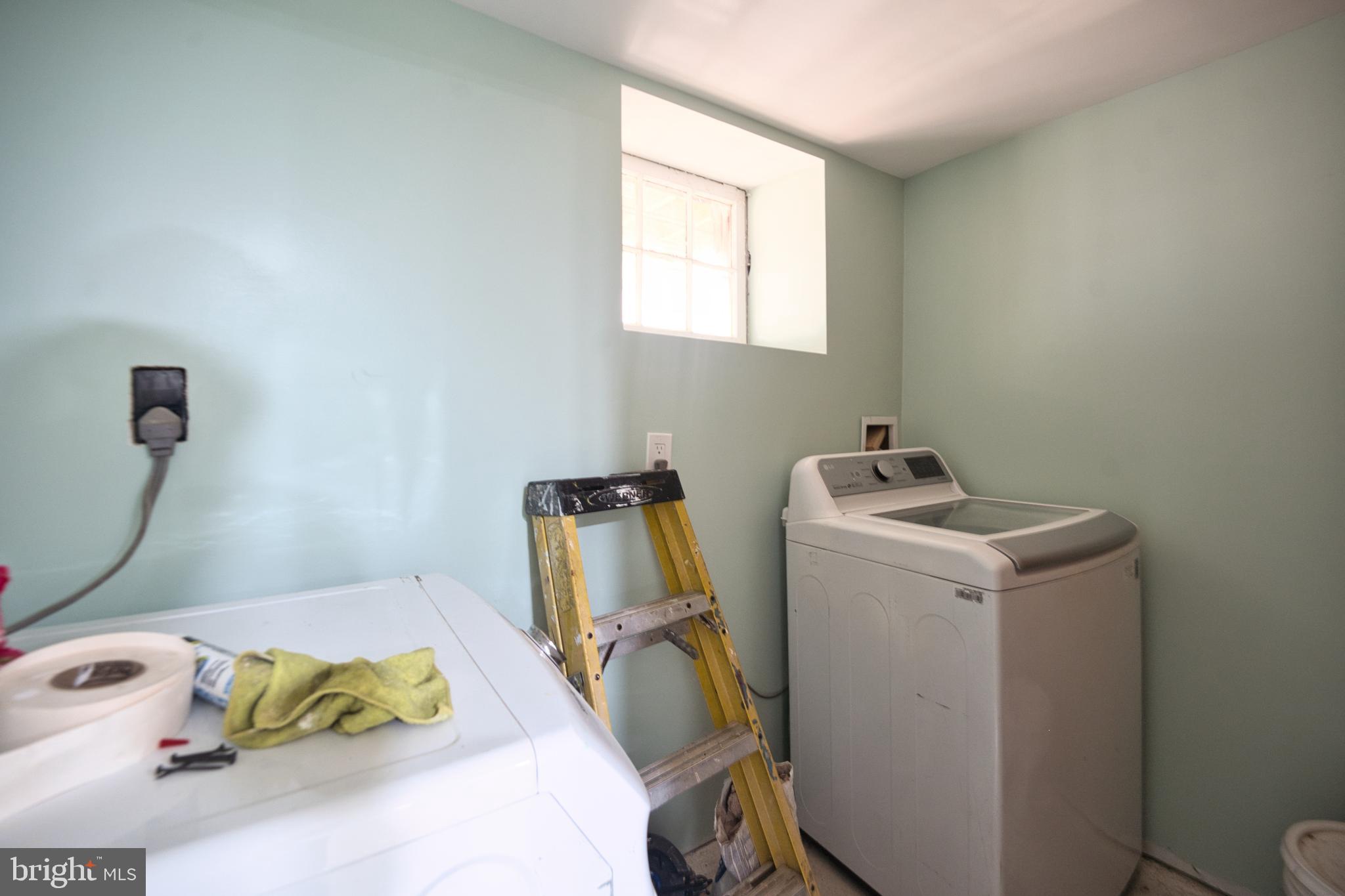 WEST BALTIMORE - Residential