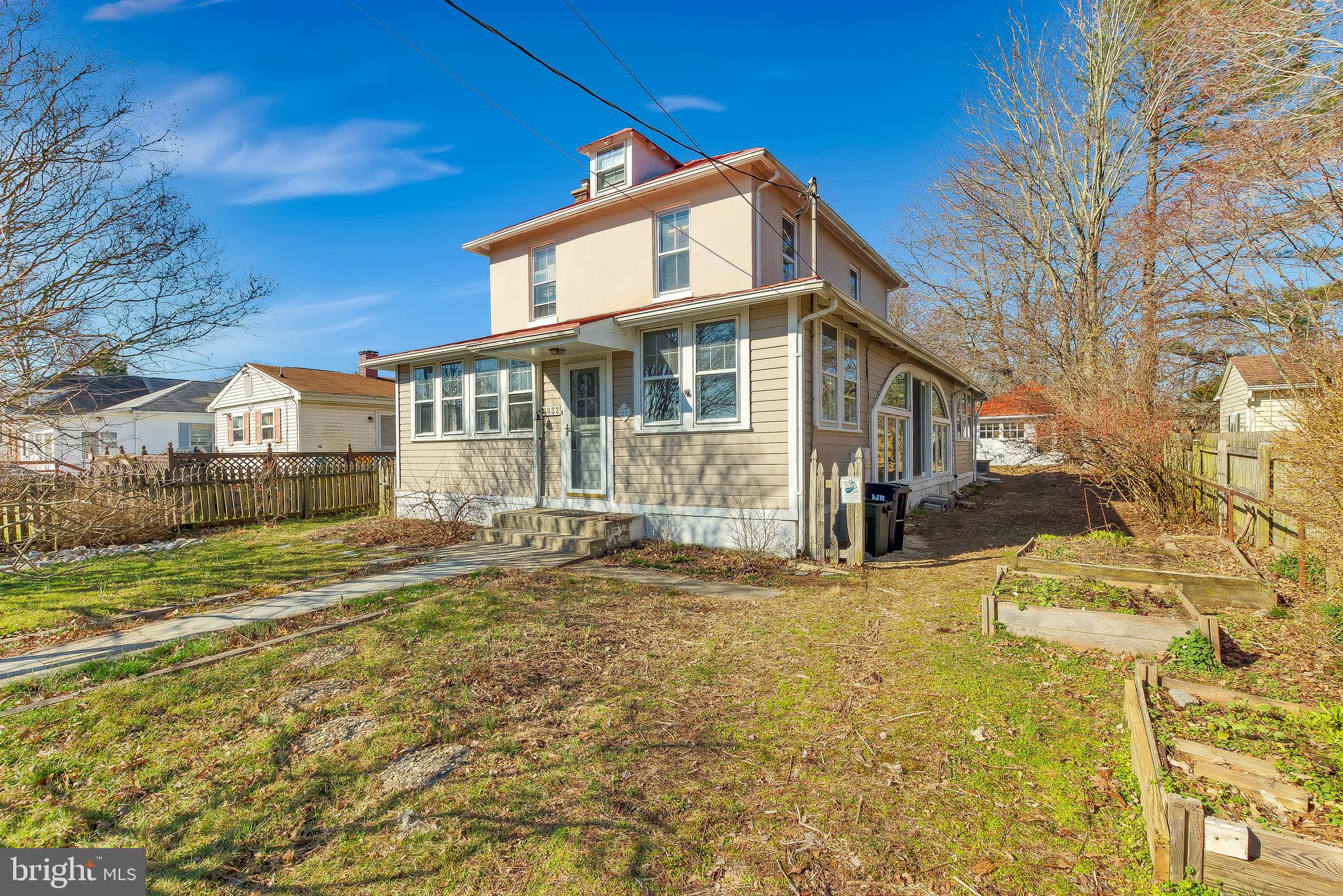 NORTH CHESAPEAKE BEACH - Residential