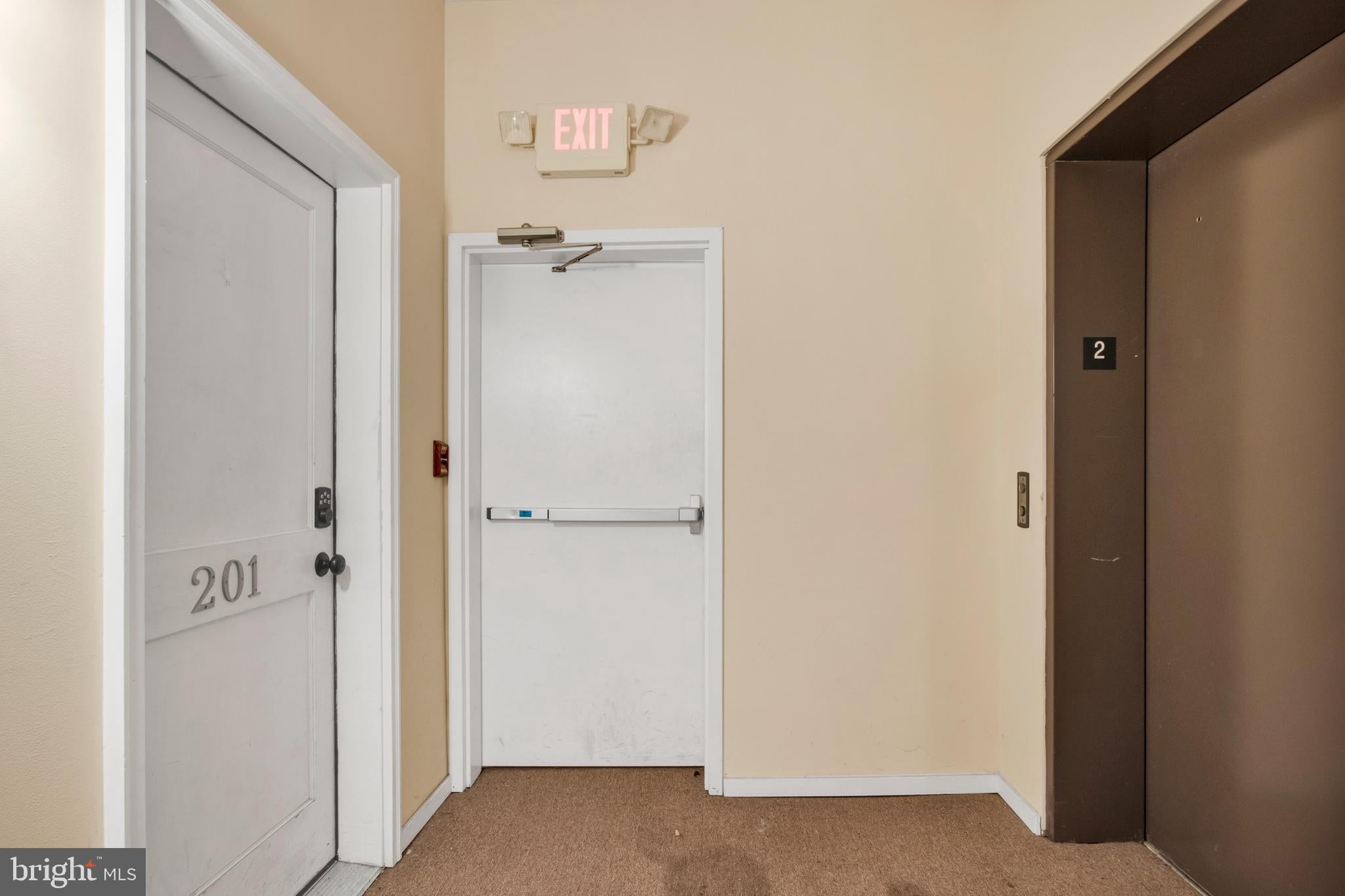 3343 CONRAD STREET 00 201