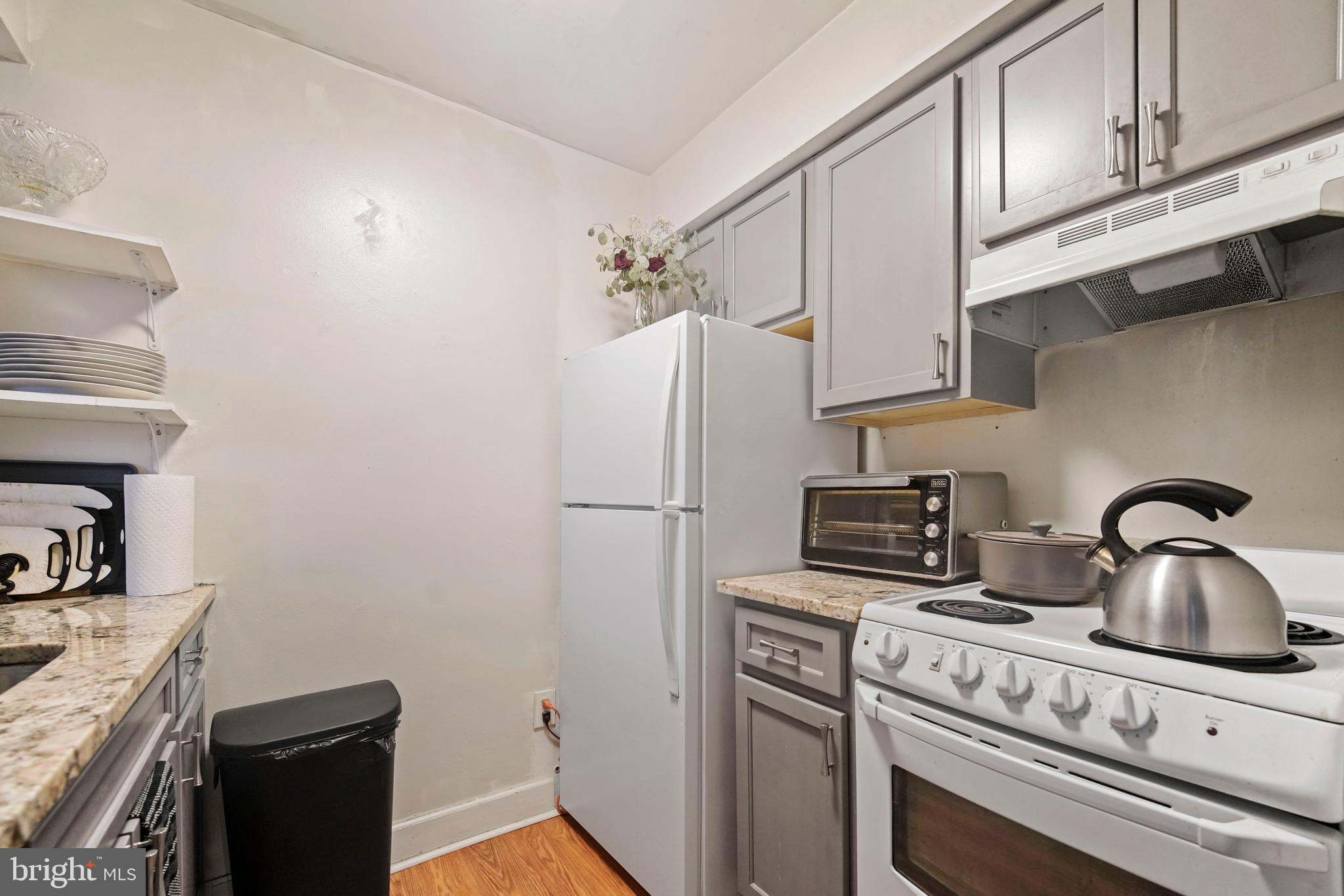 BIRCHWOOD - Residential