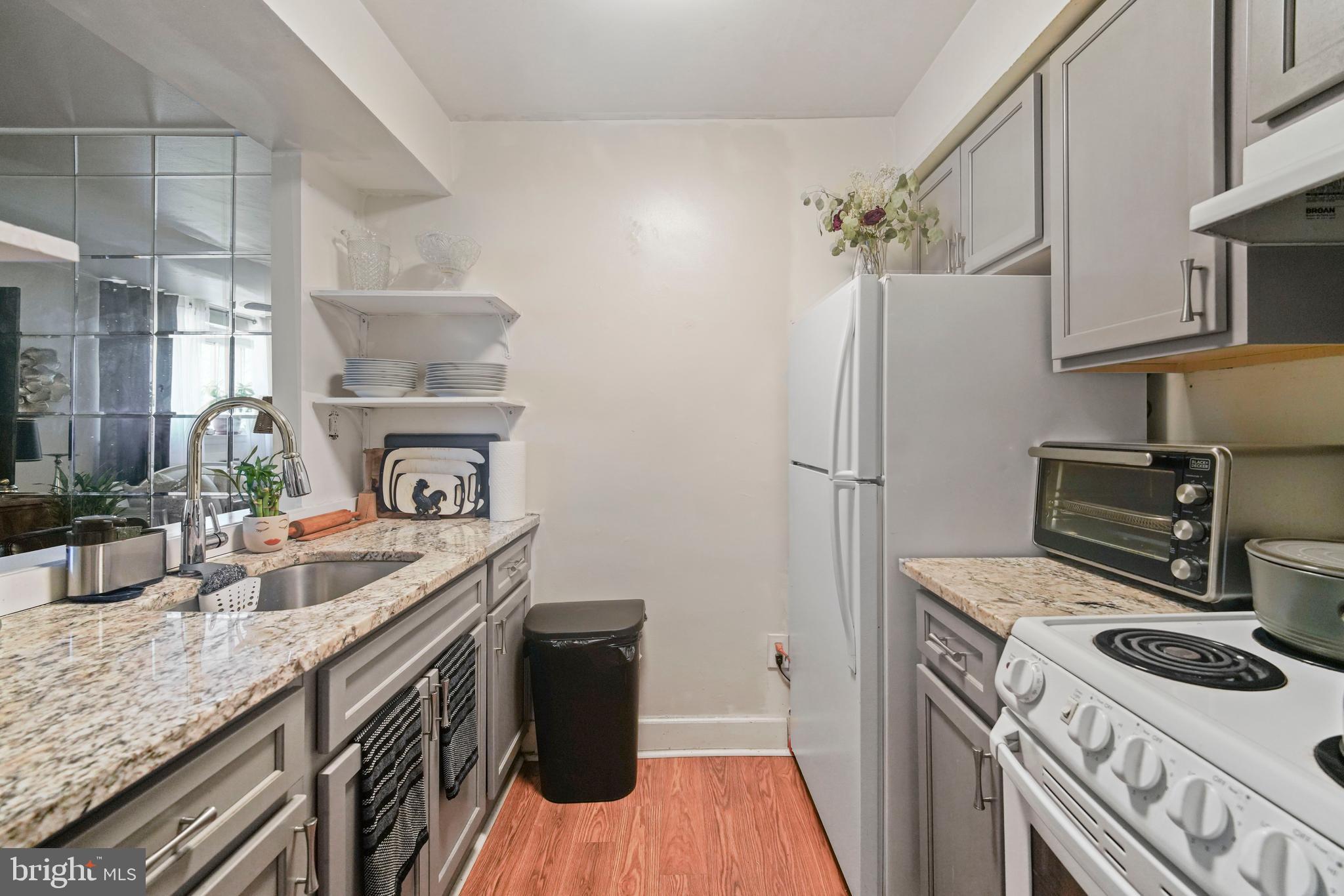 BIRCHWOOD - Residential