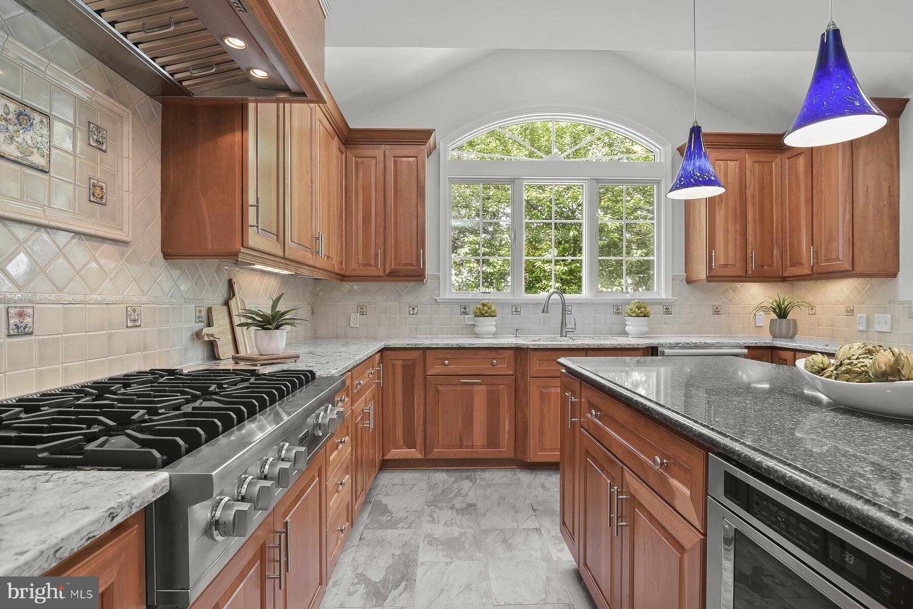 STONEBRIDGE - Residential