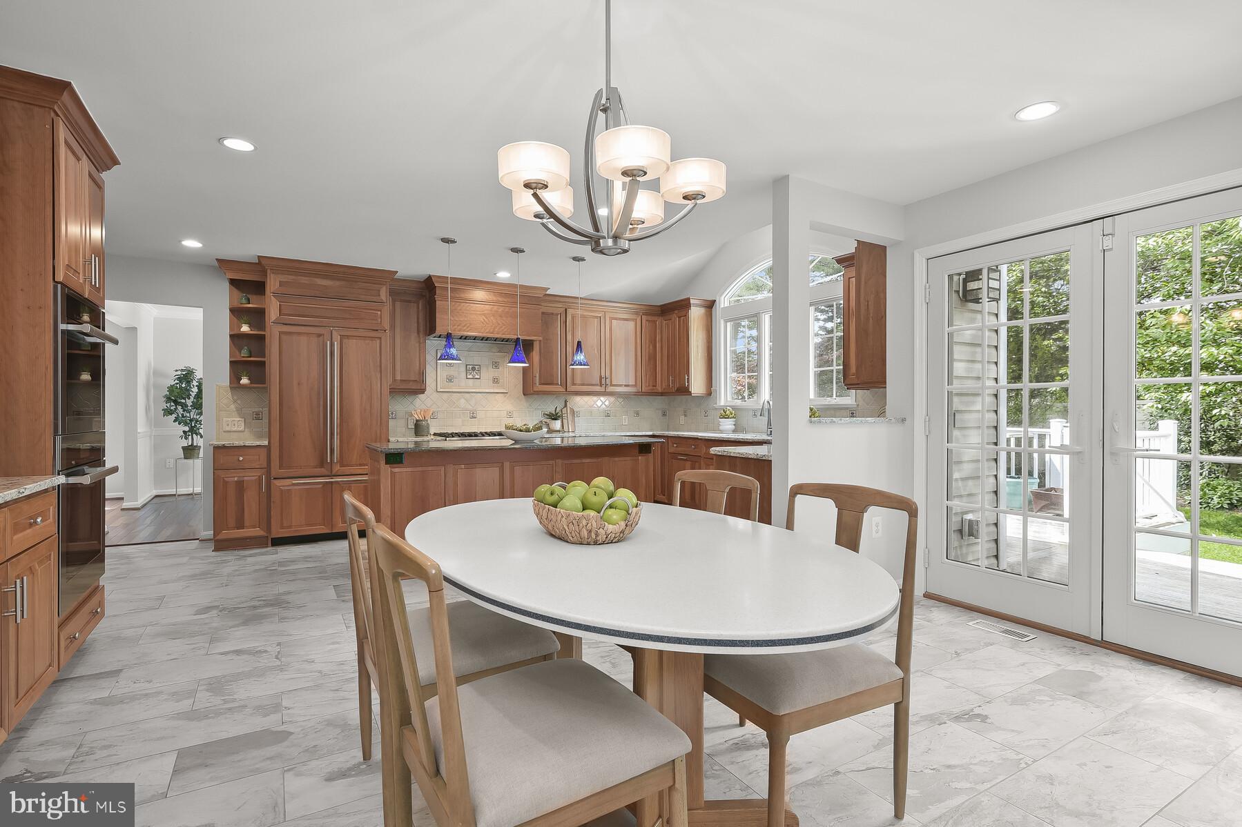 STONEBRIDGE - Residential