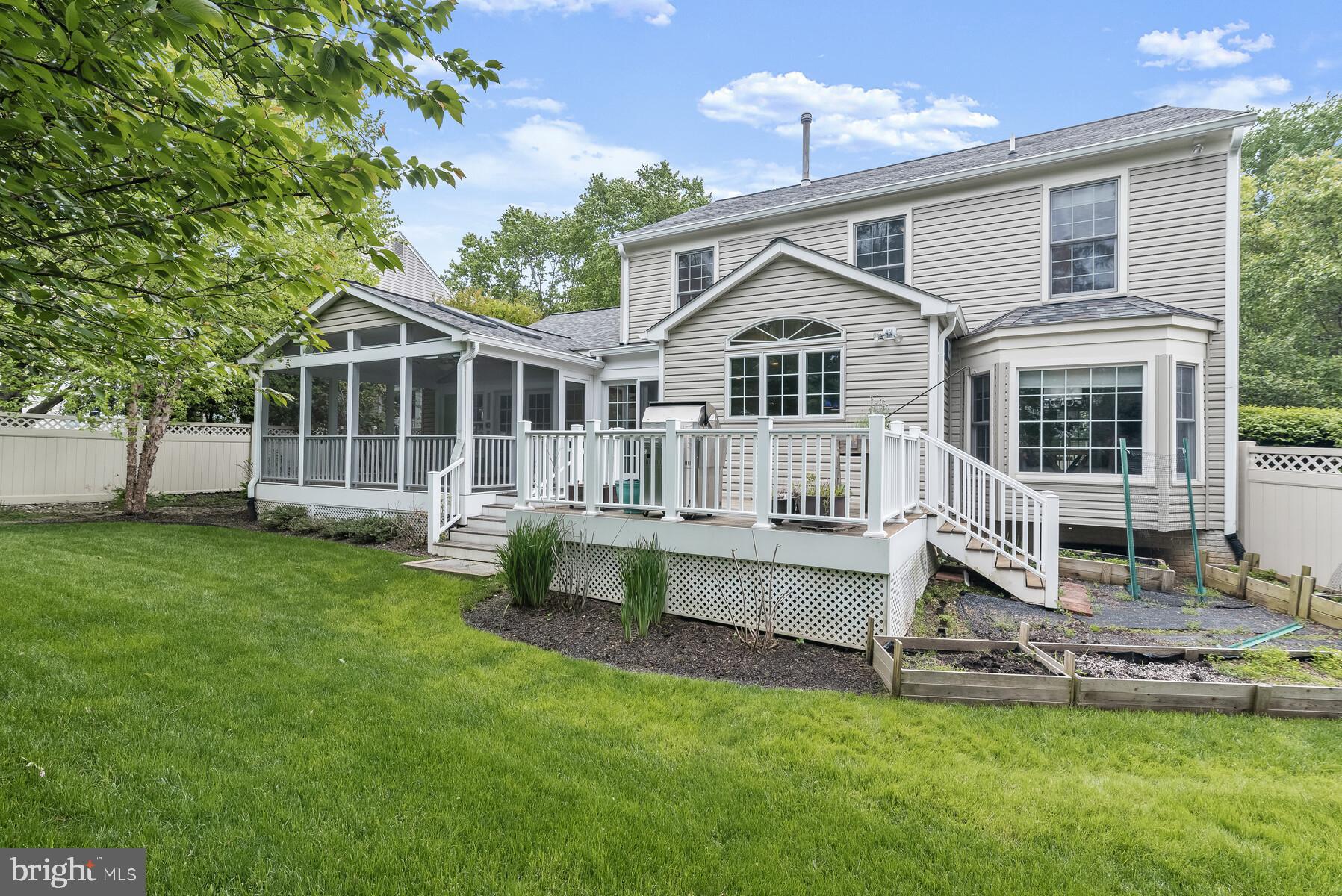 STONEBRIDGE - Residential