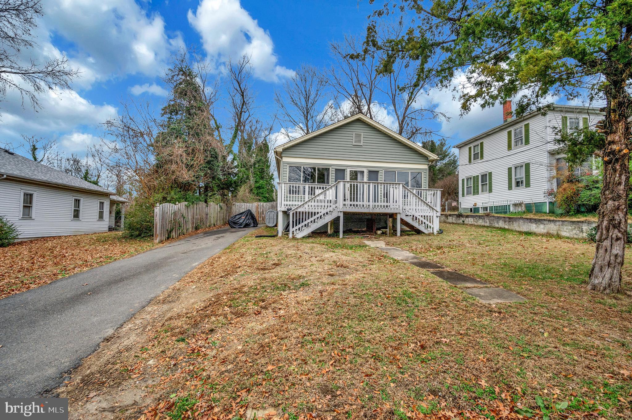 FALMOUTH - Residential