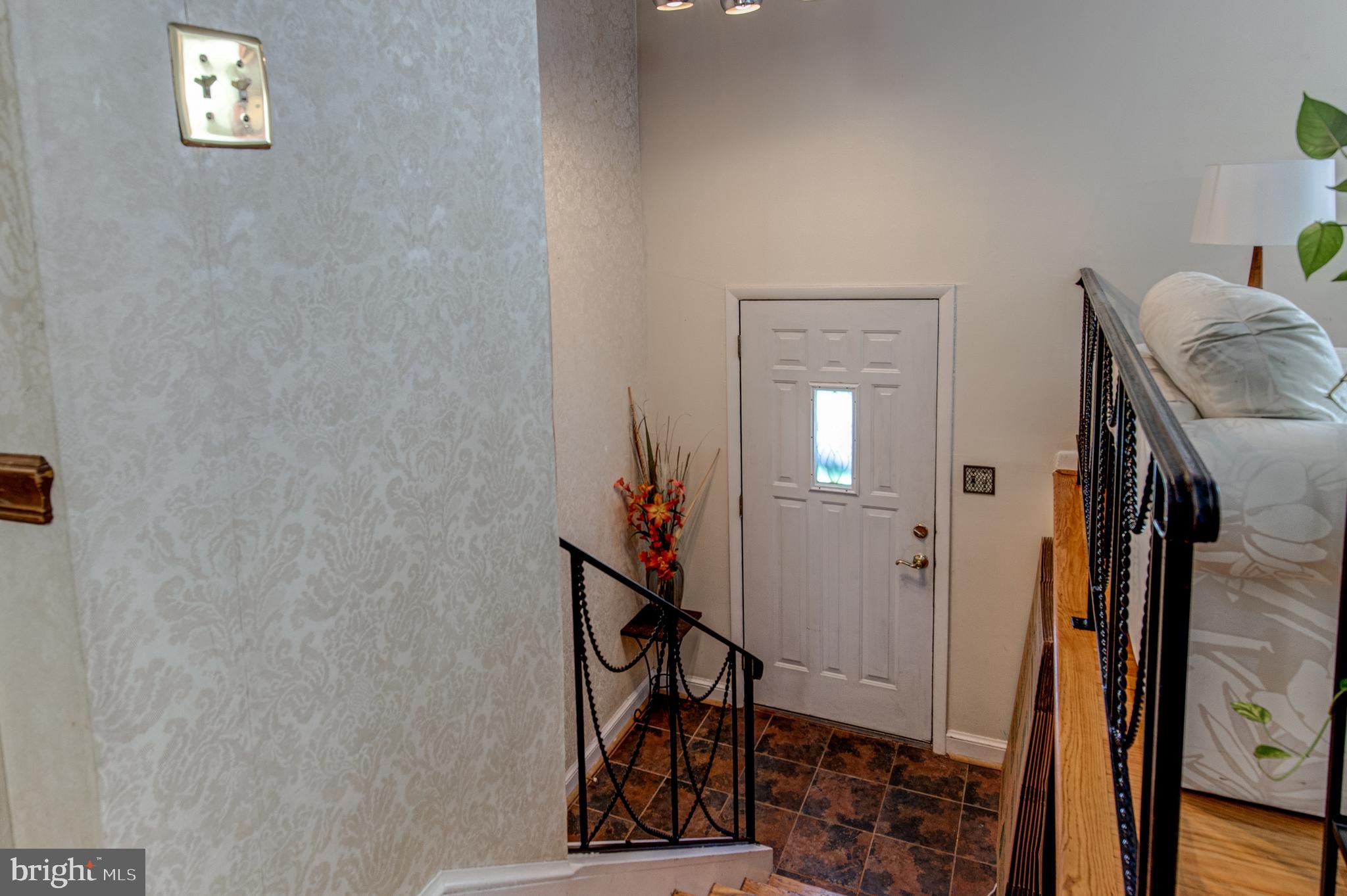 MANSFIELD MANOR - Residential