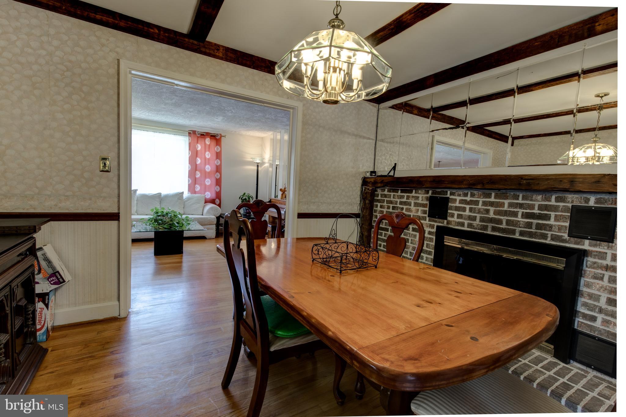 MANSFIELD MANOR - Residential