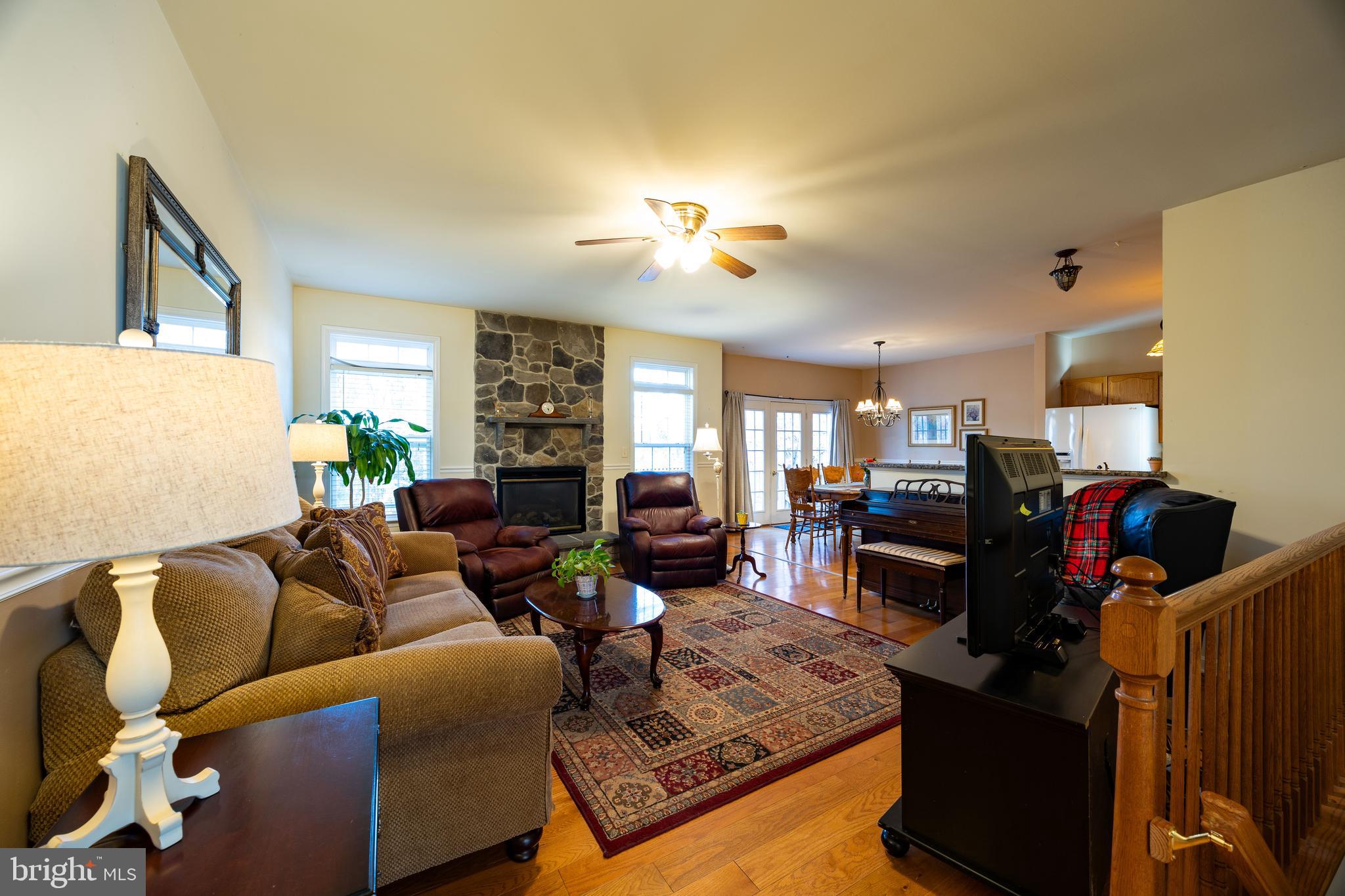 STONEBRIDGE - Residential