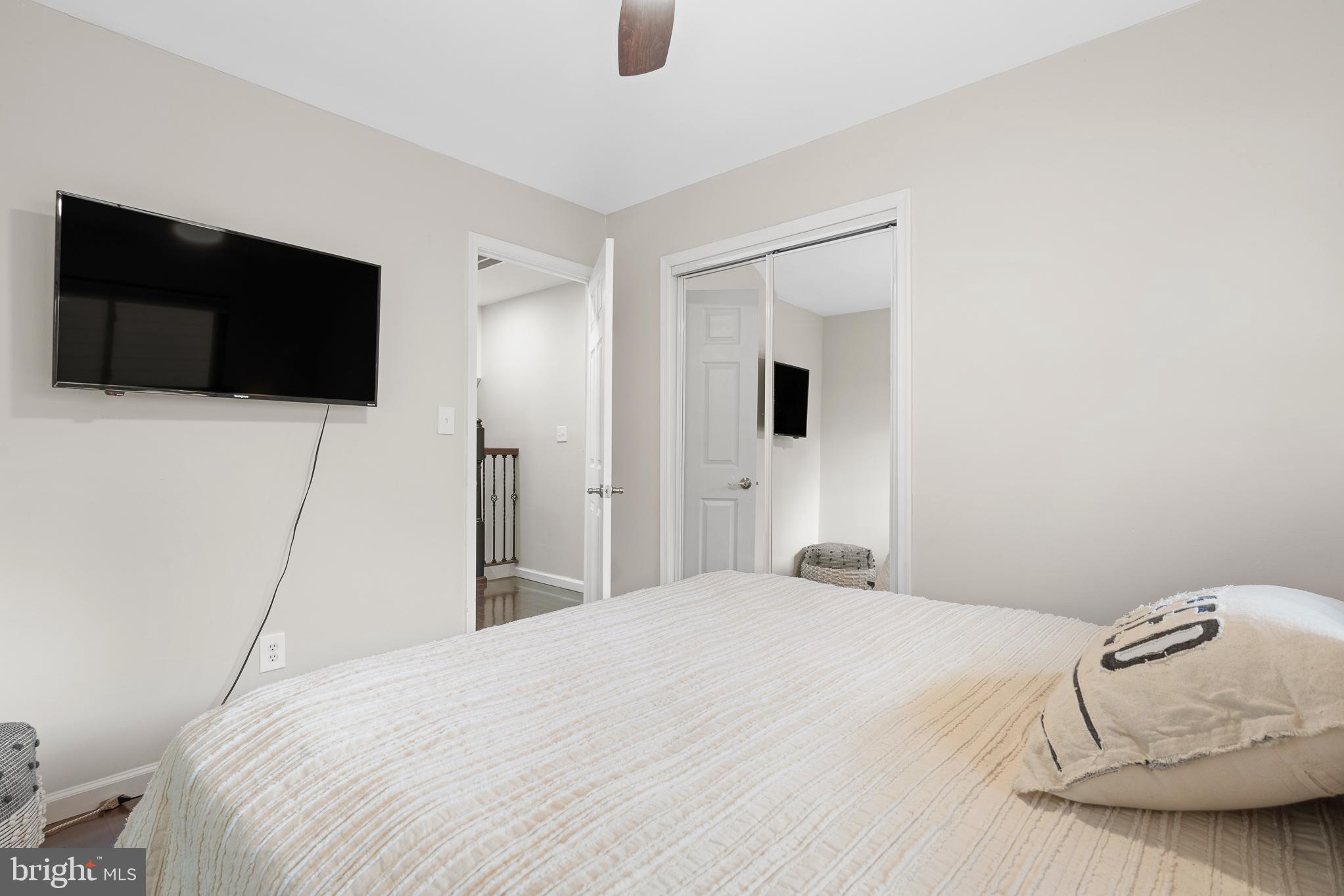 SCHROM HILLS - Residential