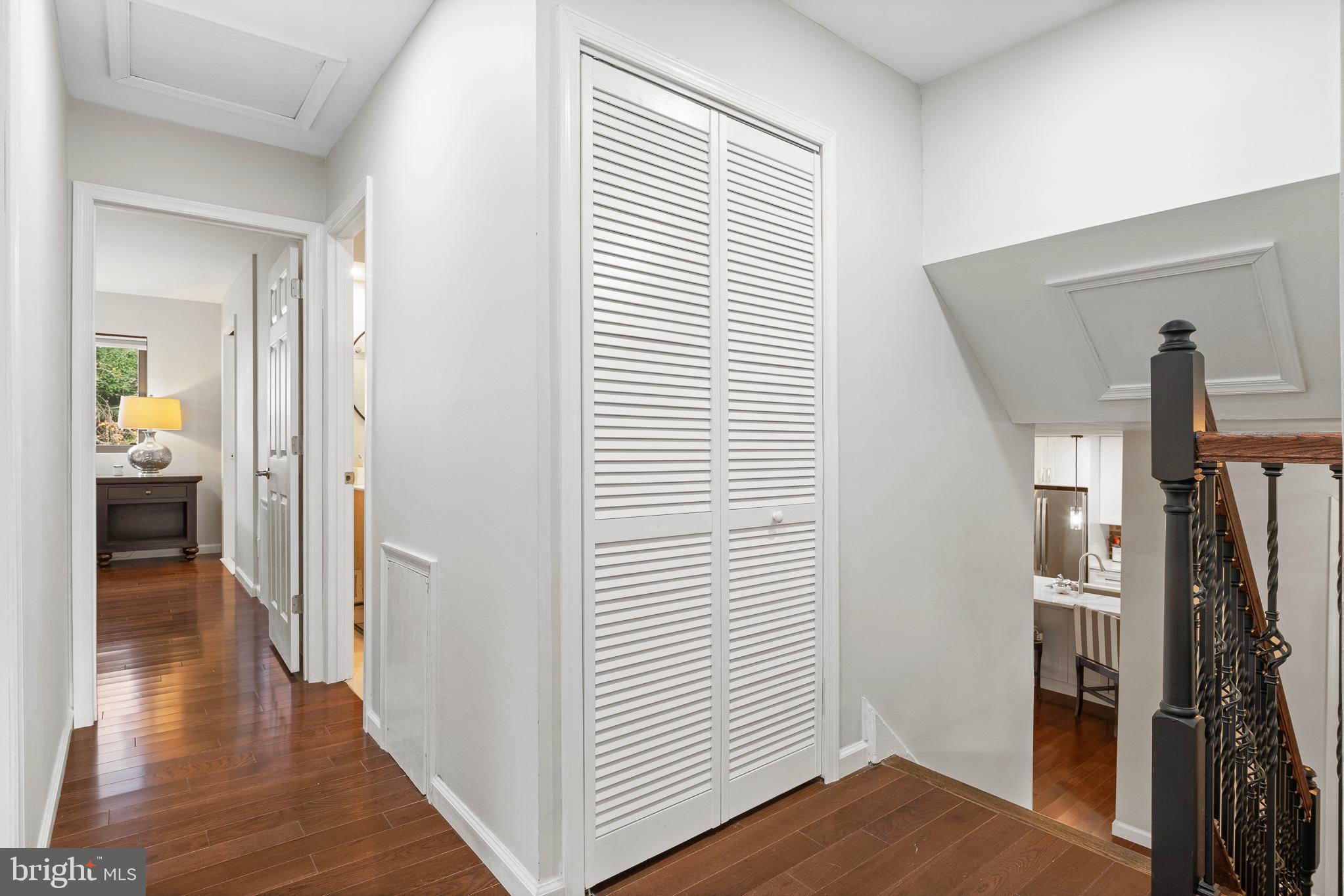 SCHROM HILLS - Residential