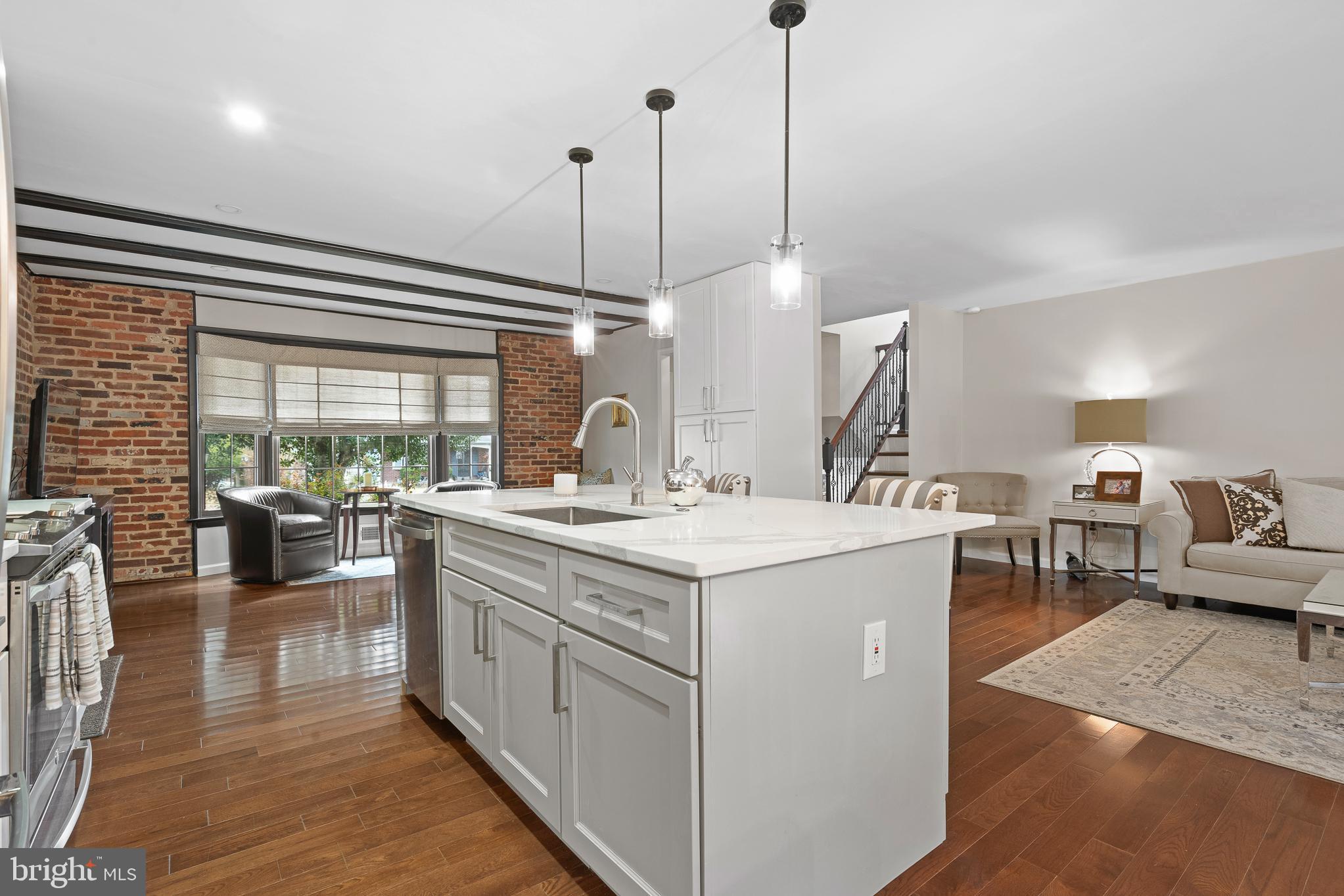 SCHROM HILLS - Residential