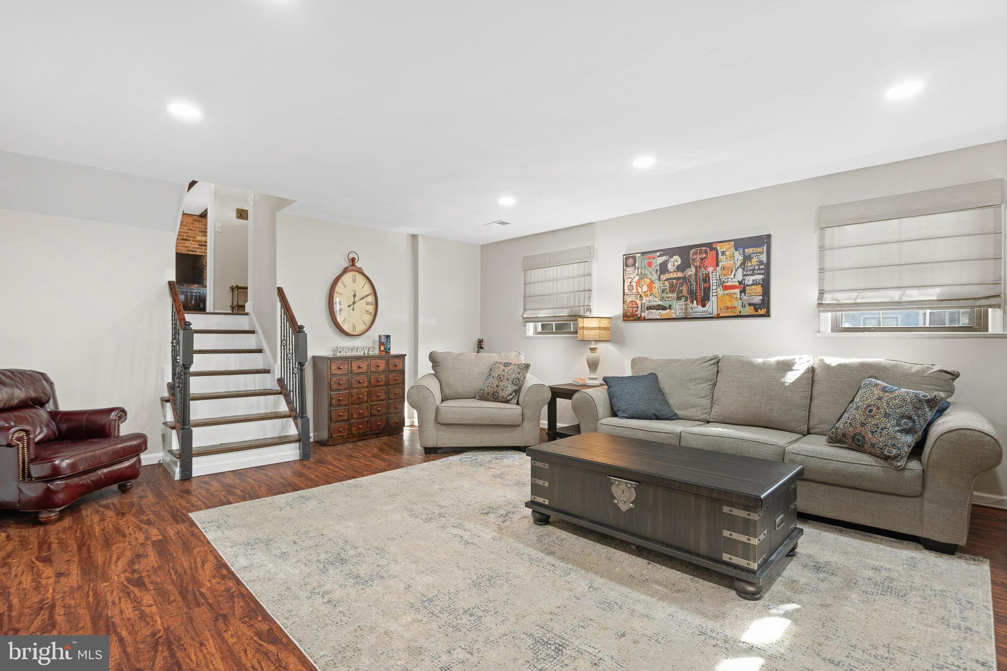 SCHROM HILLS - Residential