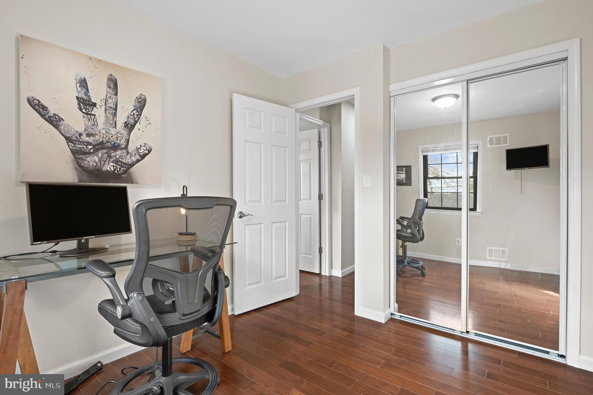 SCHROM HILLS - Residential