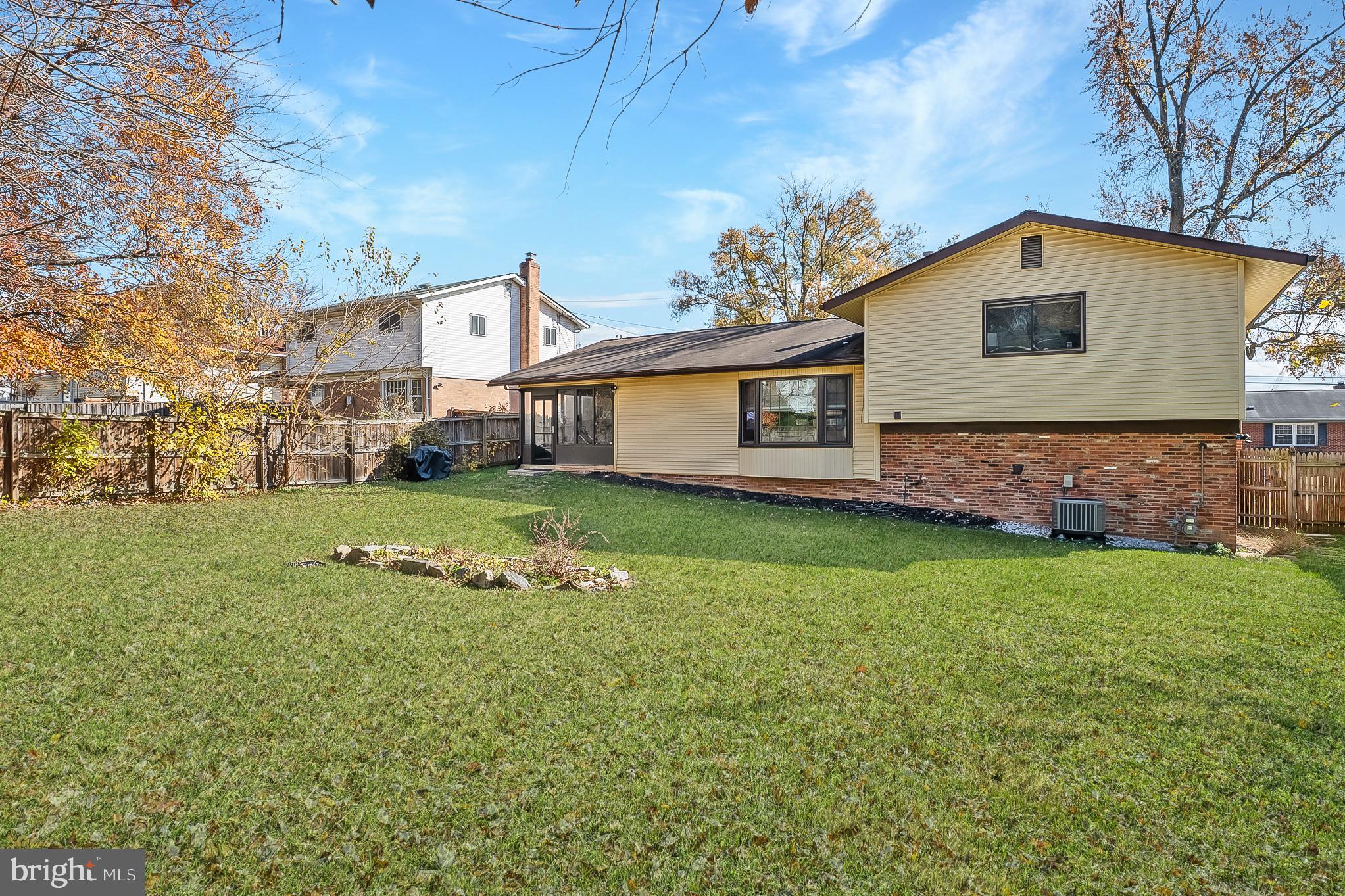 SCHROM HILLS - Residential