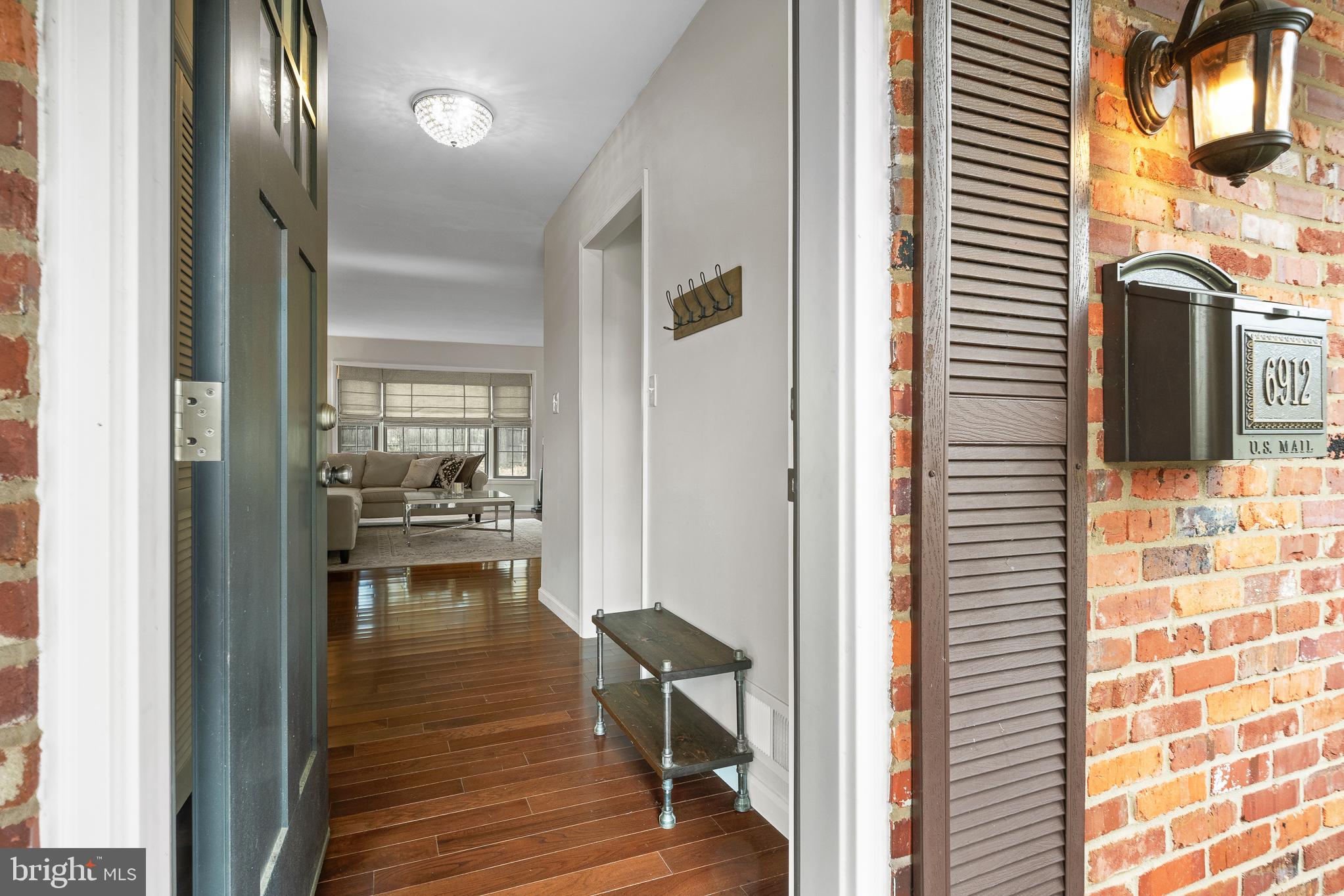 SCHROM HILLS - Residential