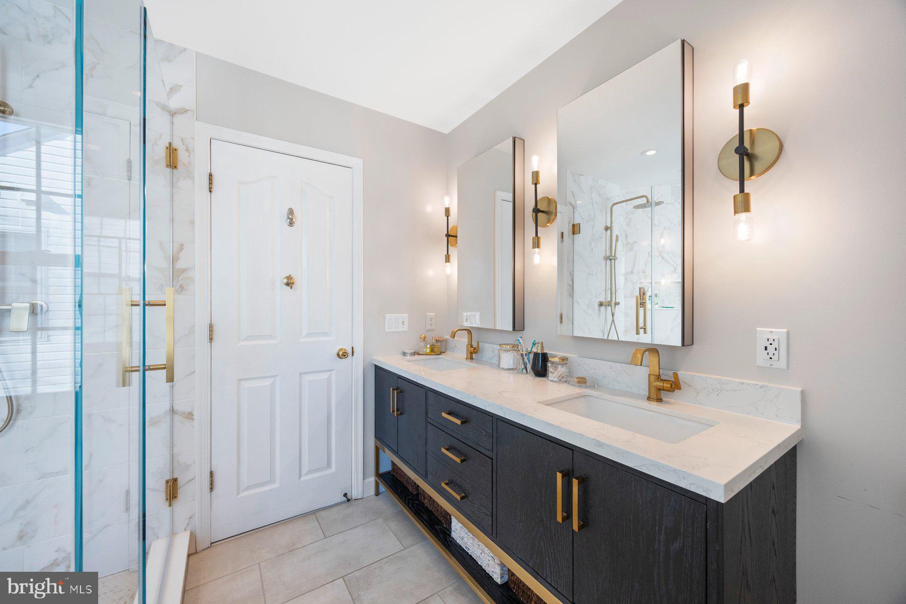 RUSSETT - Residential