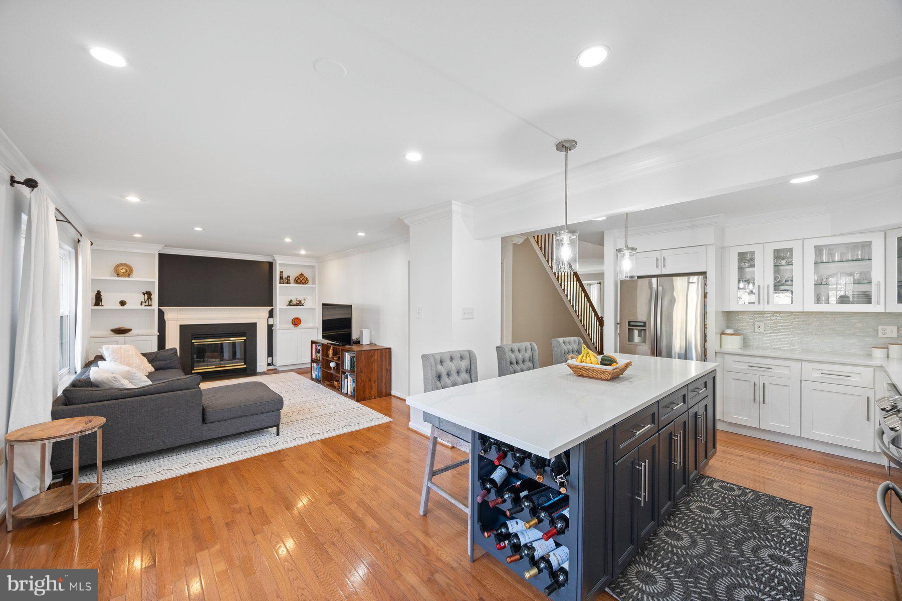 RUSSETT - Residential