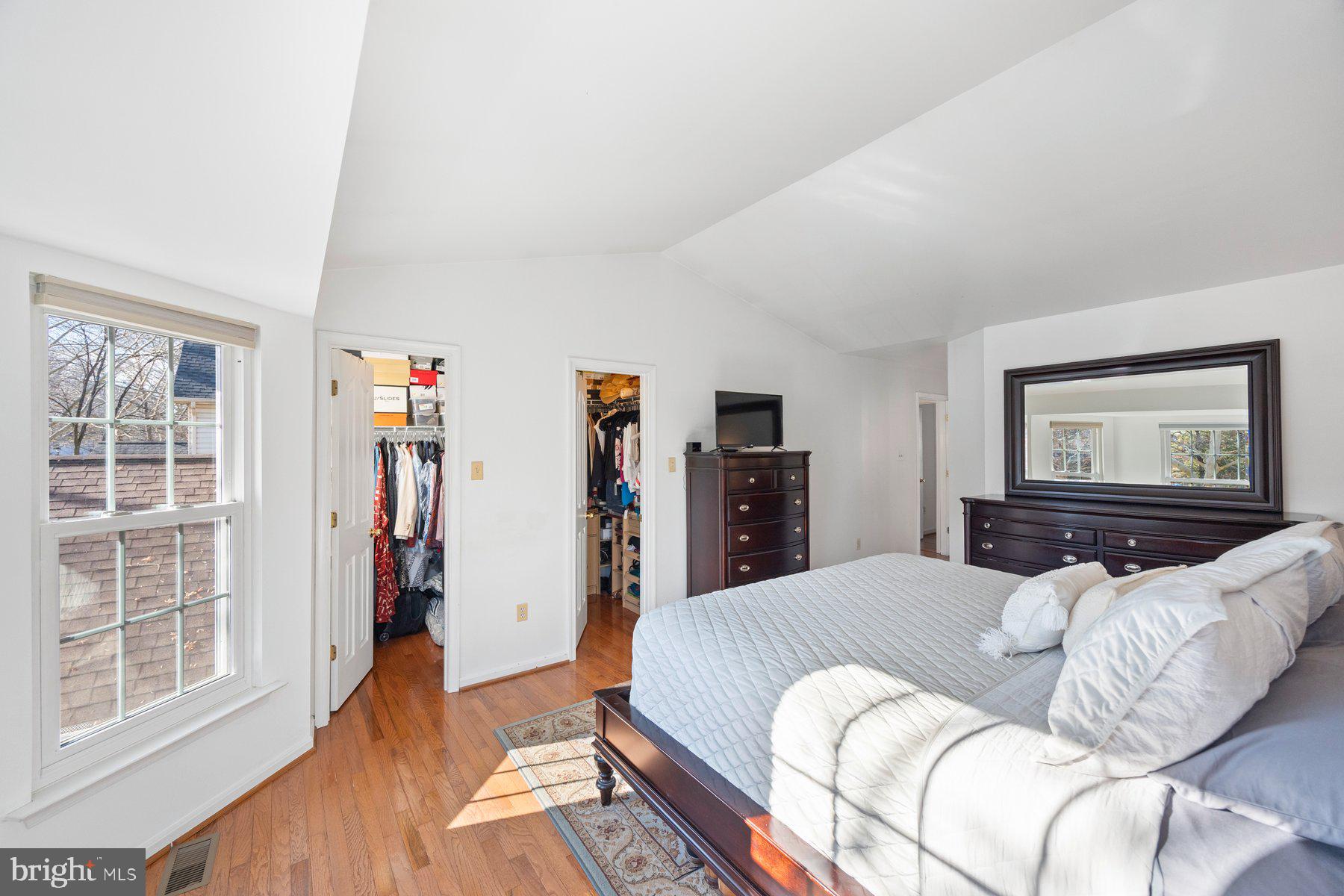 RUSSETT - Residential