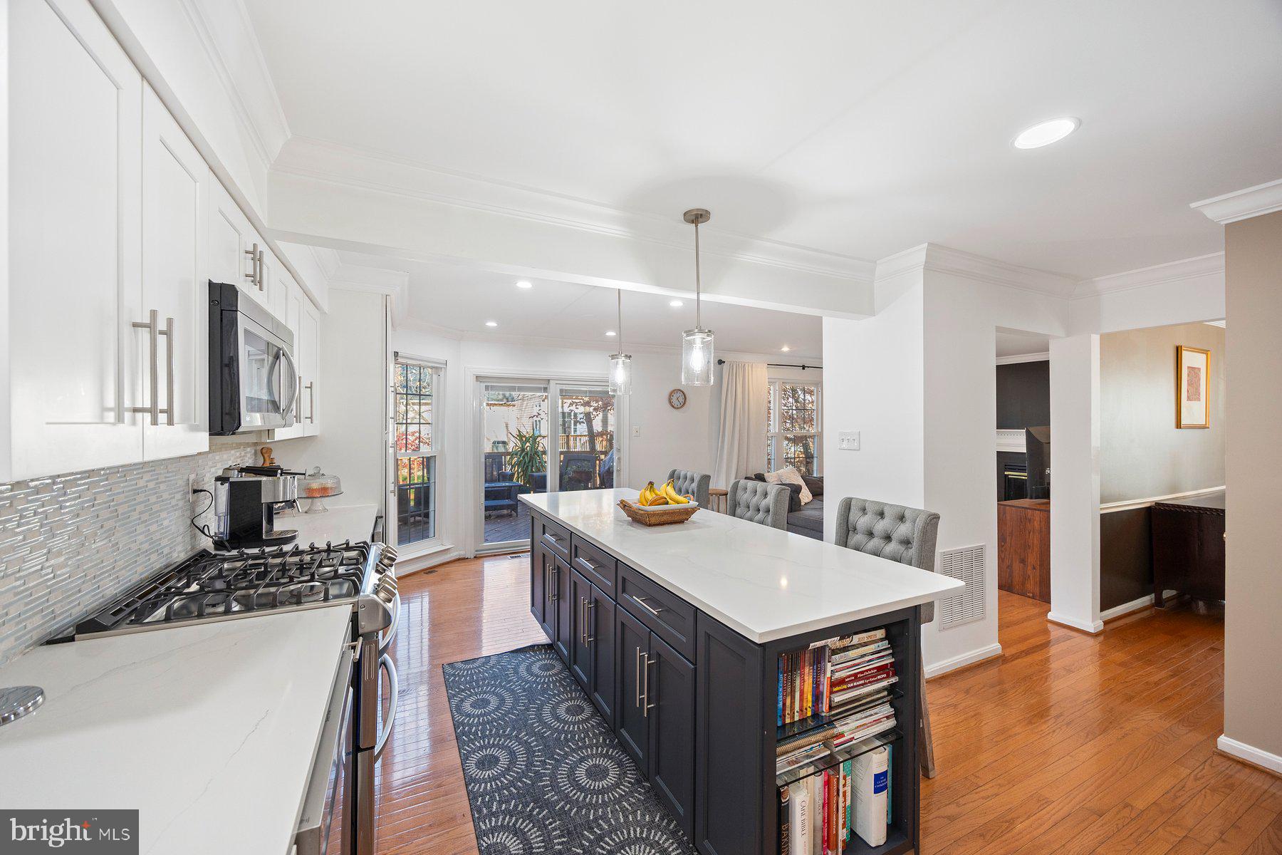 RUSSETT - Residential