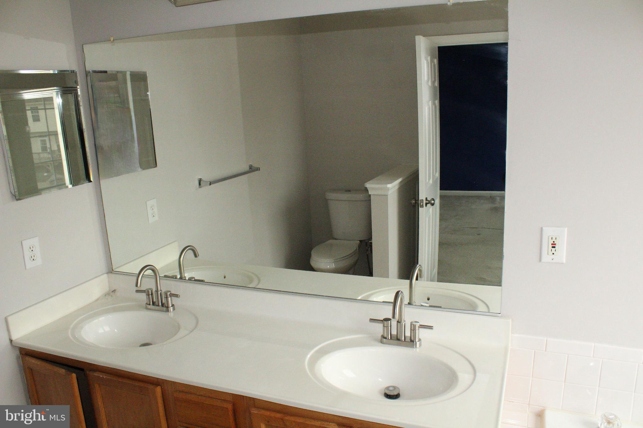 PERRYWOOD - Residential