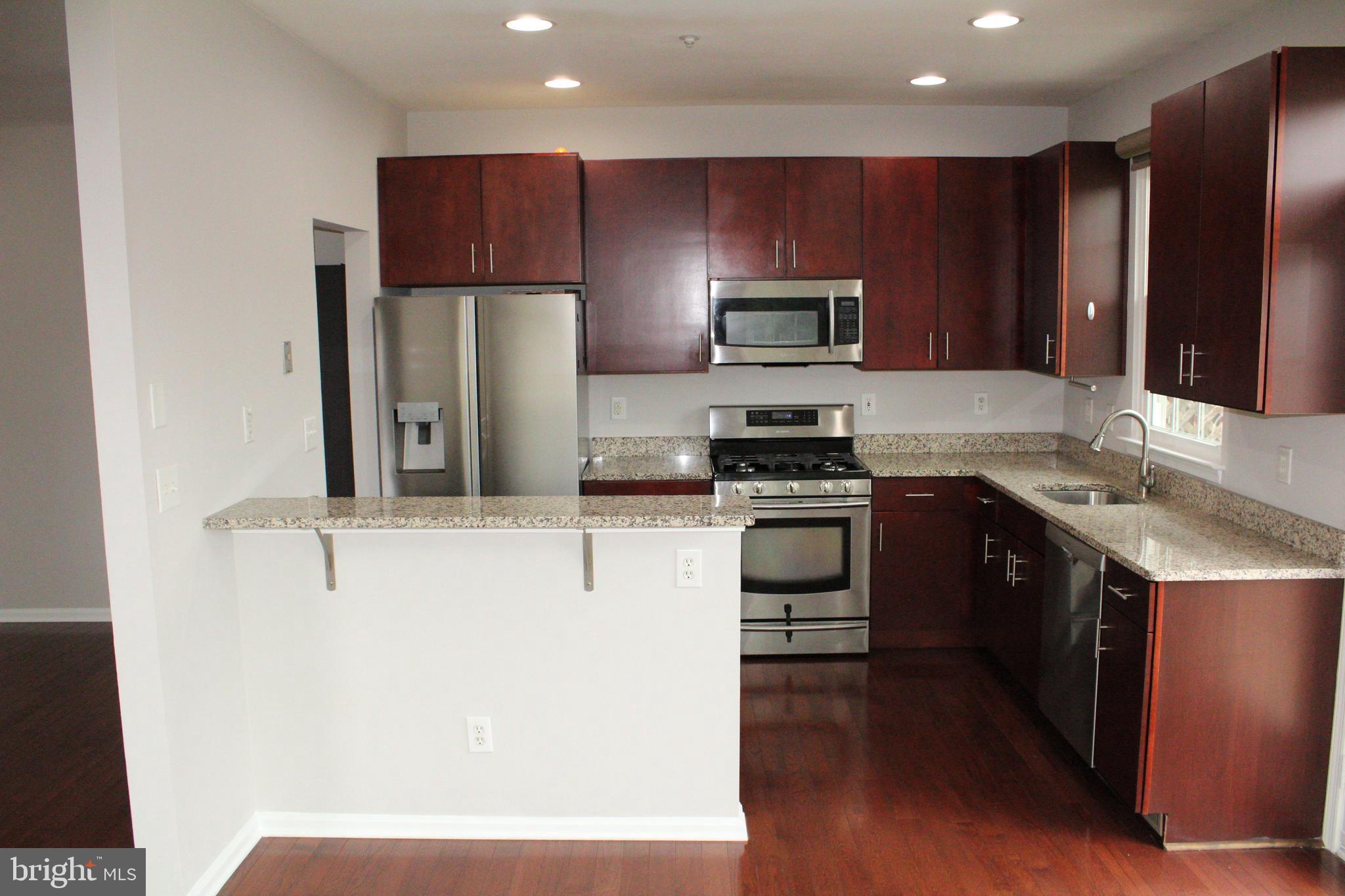 PERRYWOOD - Residential