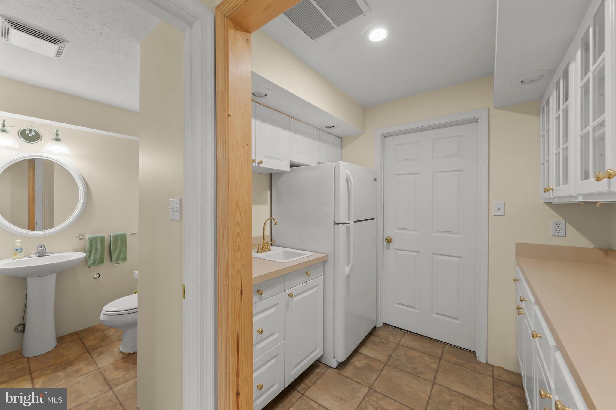 PIONEER HEIGHTS - Residential