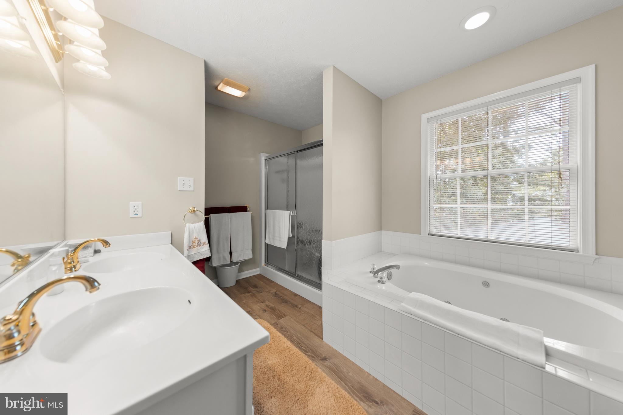 PIONEER HEIGHTS - Residential