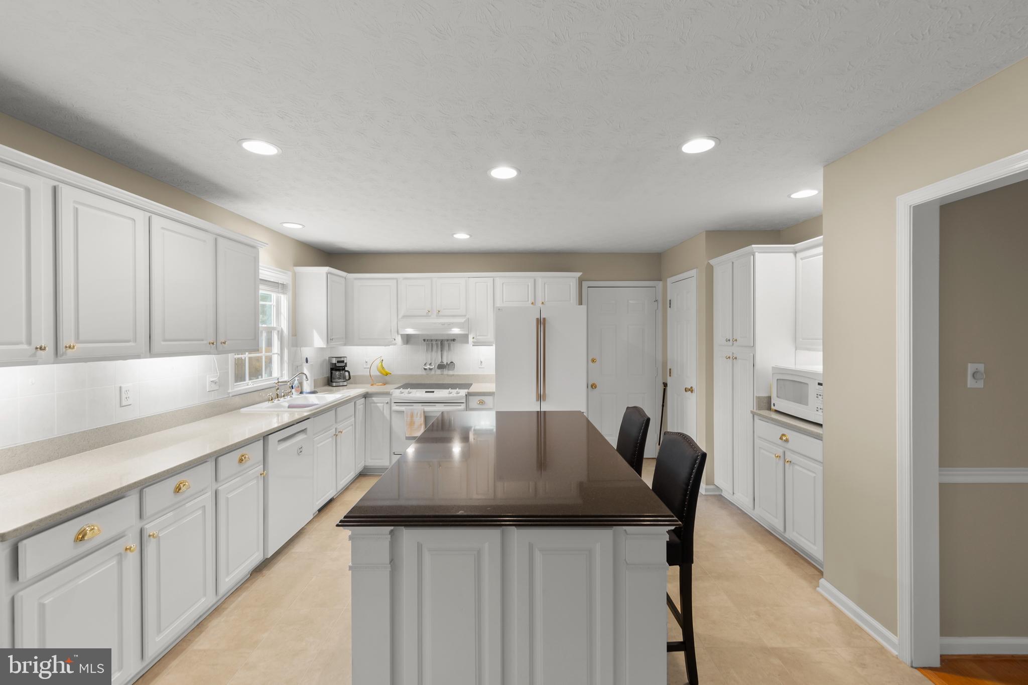 PIONEER HEIGHTS - Residential