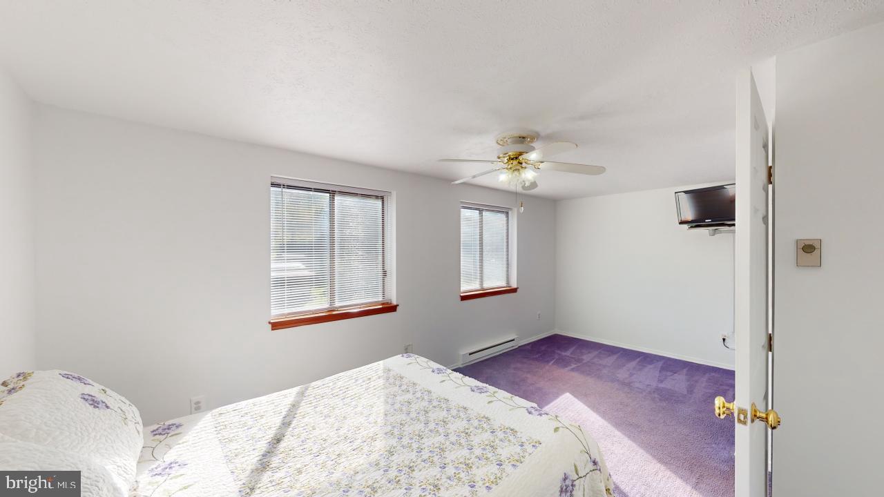 OFF ROUTE 28 - Residential