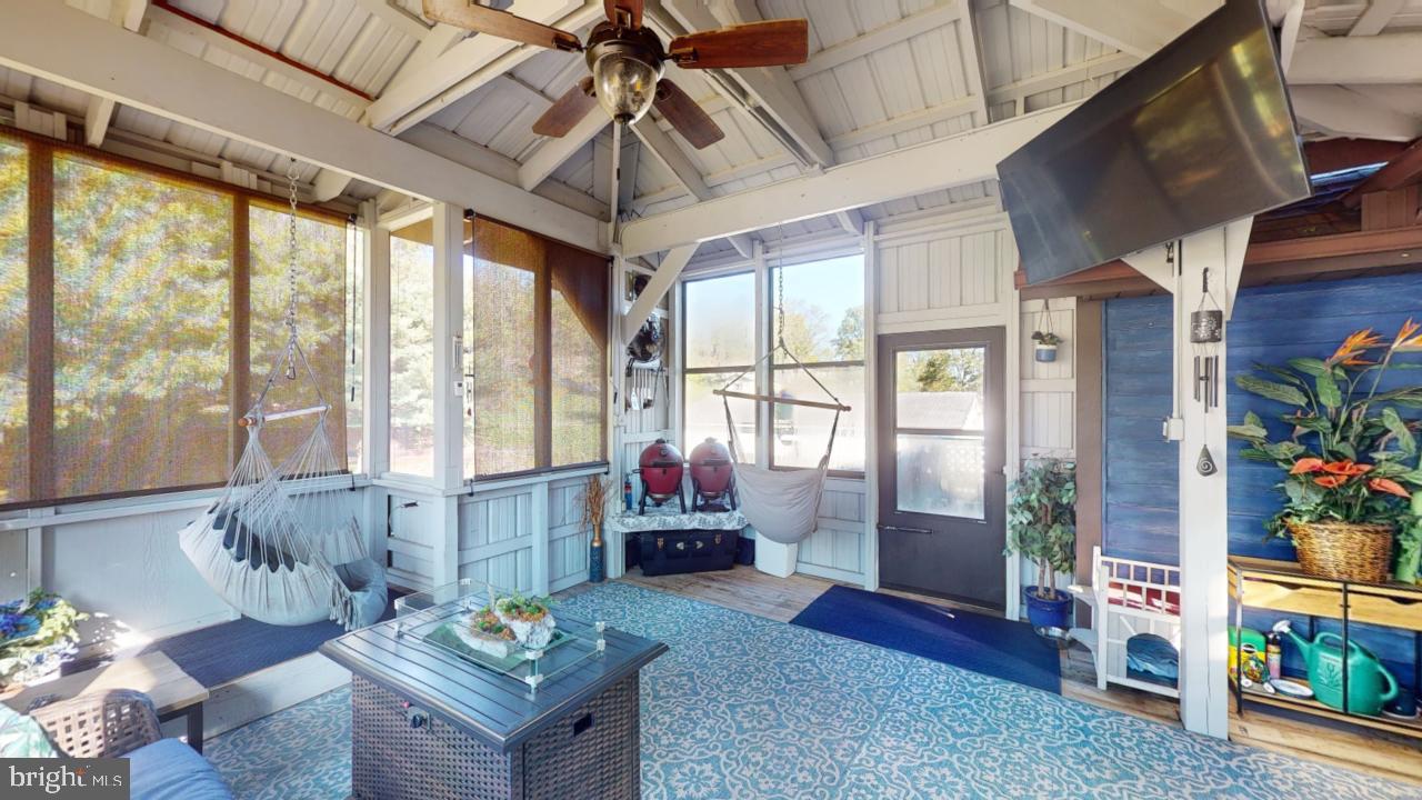 OFF ROUTE 28 - Residential