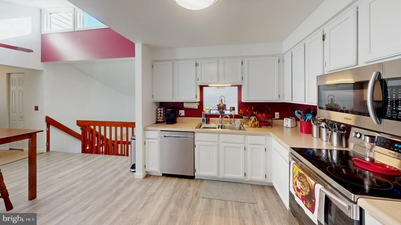 OFF ROUTE 28 - Residential